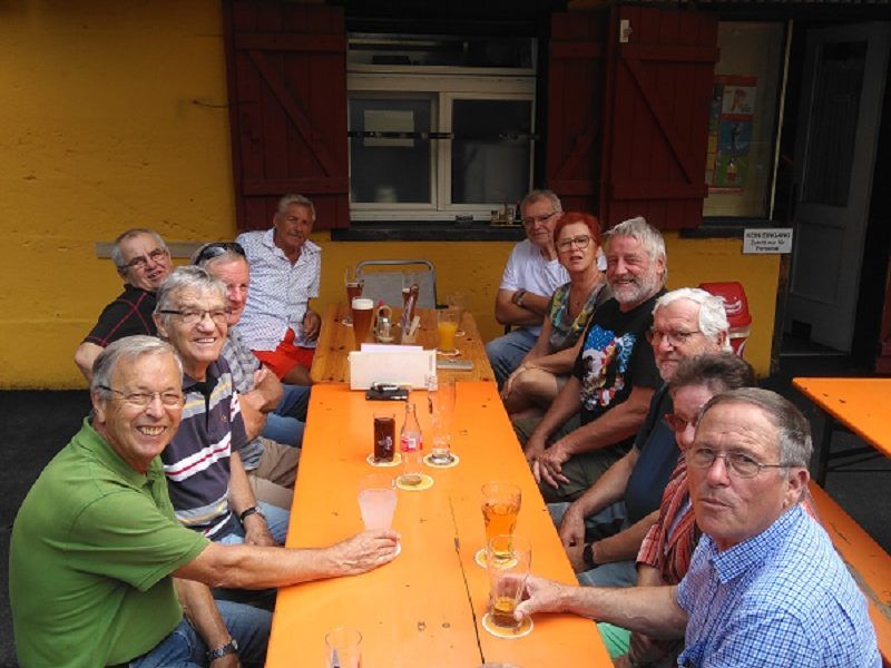 PVÖ-Biker-Hock im  „Schwarzen See“-Stüble