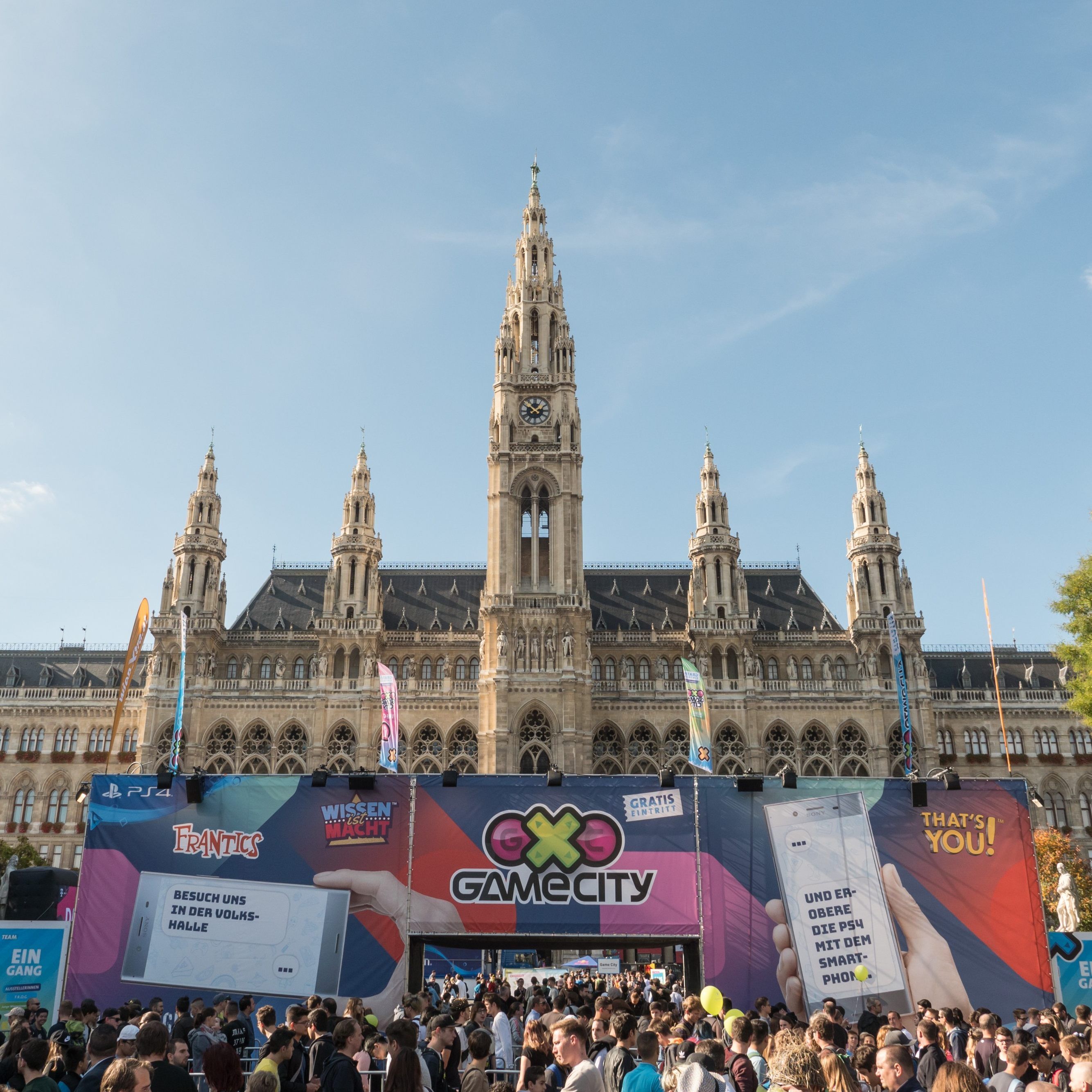 Die GAME CITY 2018 im Wiener Rathaus bietet zahlreiche Angebote im eSport, Spiele- und Unterhaltungsbereich an.