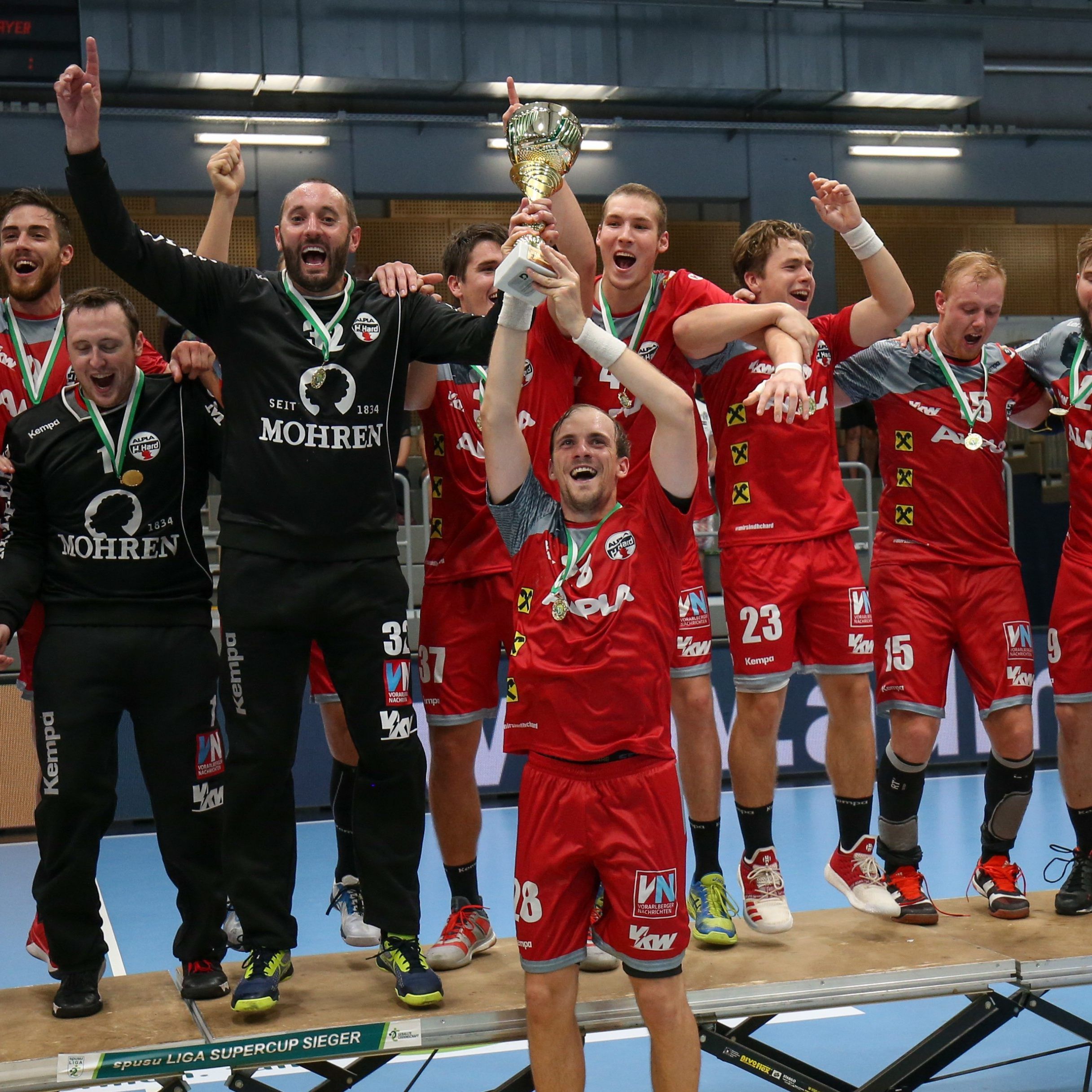 Der Alpla HC Hard hat sich seinen insgesamt dritten Supercup.