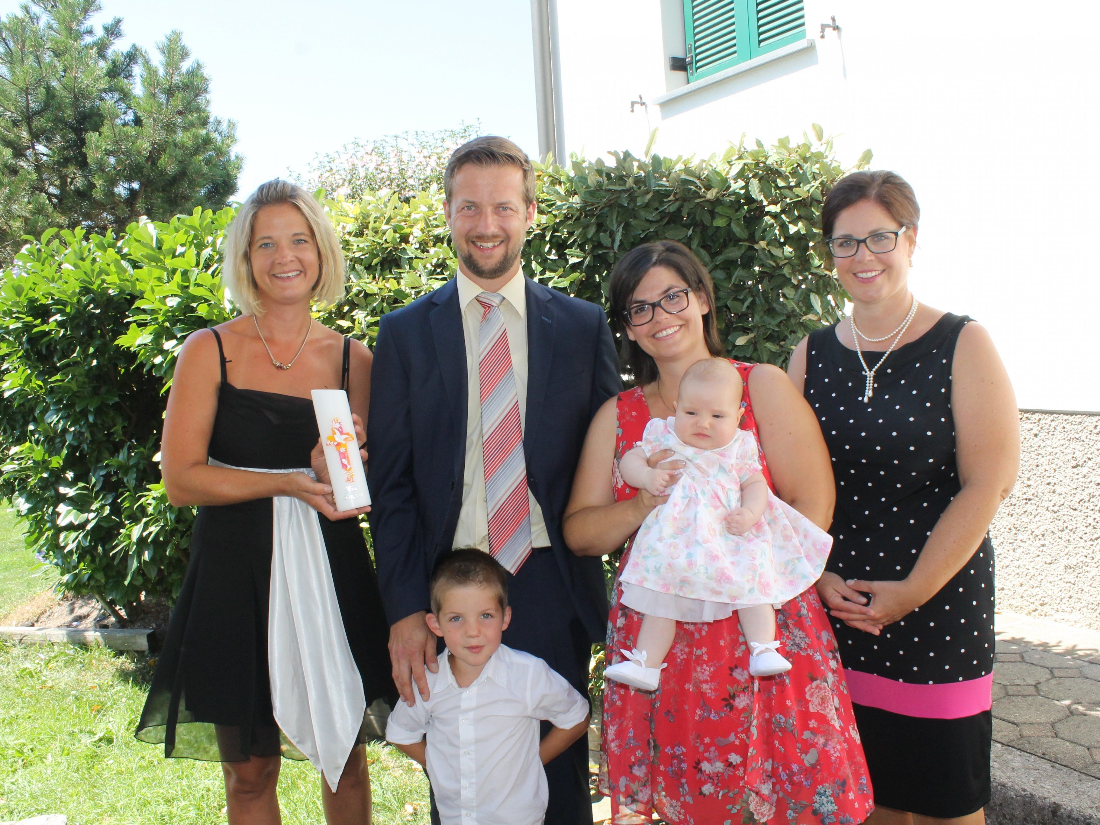 Mia Schnetzer wurde getauft