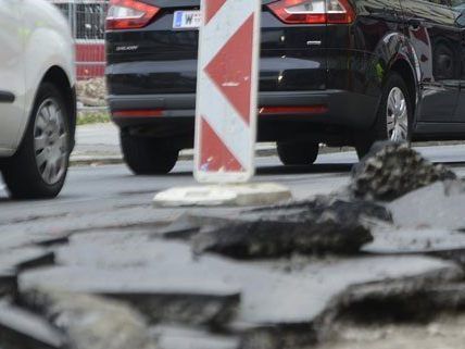 Die Breitenfurter Straße in Wien-Liesing wird saniert.