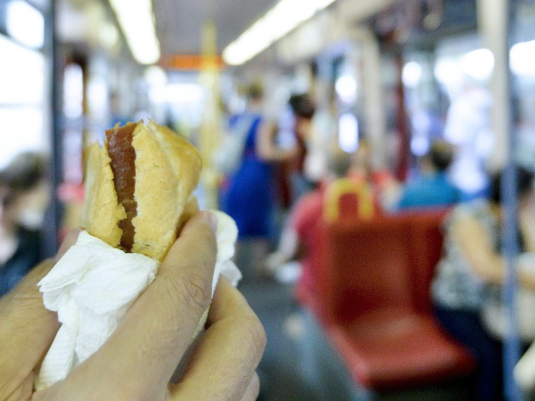 Am 31. August muss man in der U6 mit Däner, Falafel und Co. rechnen.
