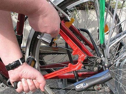 Der Mann soll 17 gestohlene Fahrräder in seinem Kastenwagen gehabt haben.
