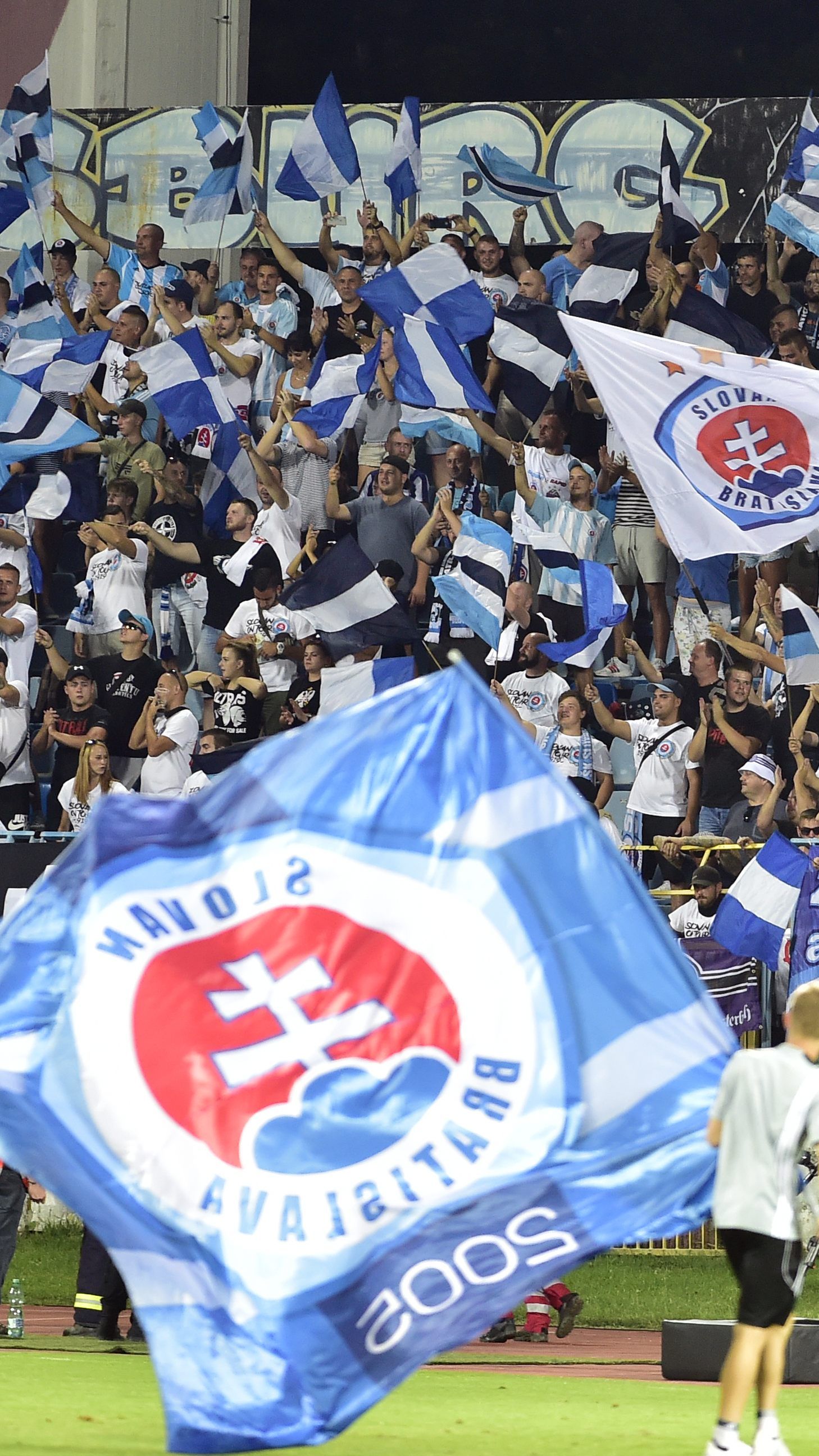 1.000 Polizisten werden beim Match Rapid Wien gegen Slovan Bratislava im Einsatz sein.