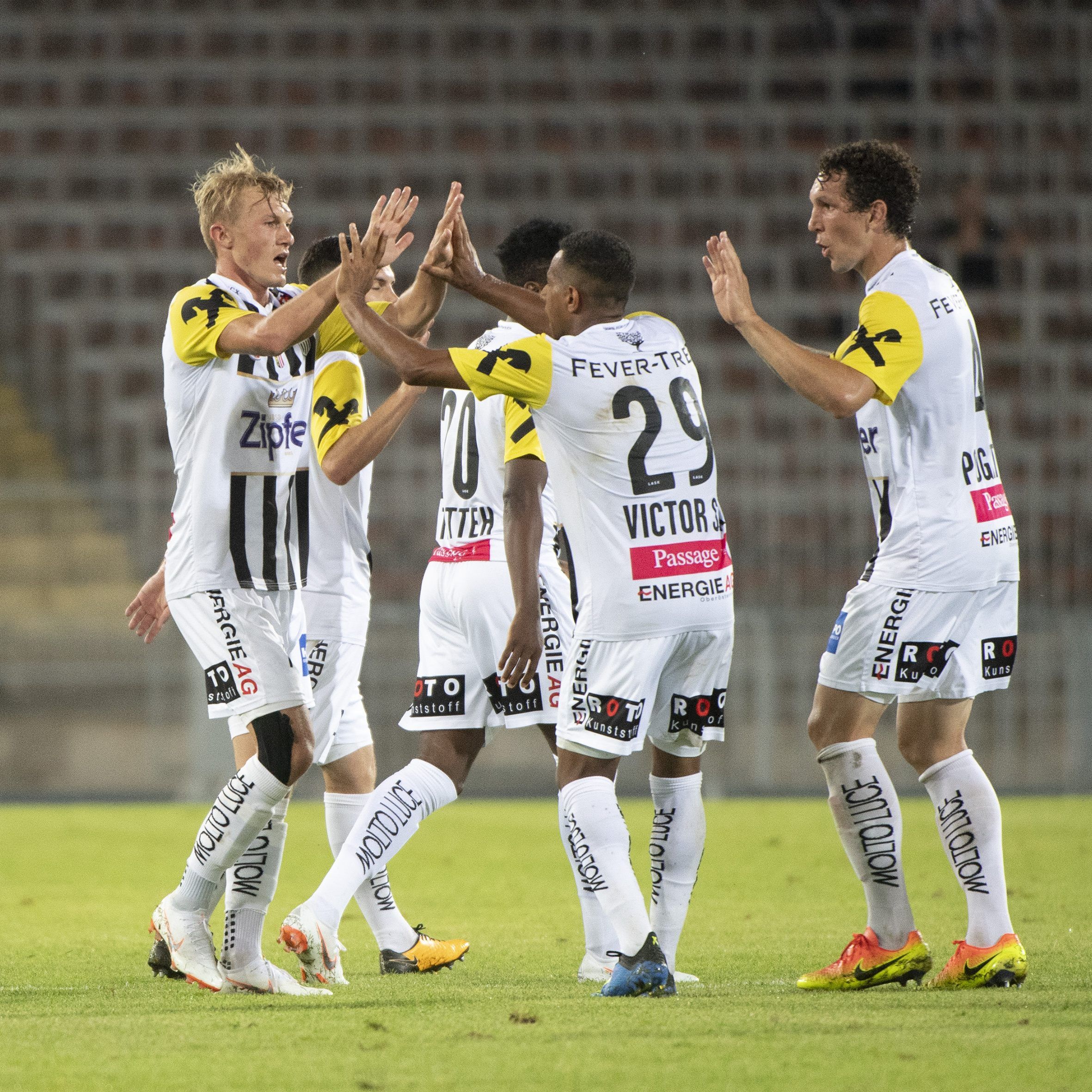 LIVE-Ticker zum Spiel LASK Linz gegen SKN St. Pölten ab 17.00 Uhr.