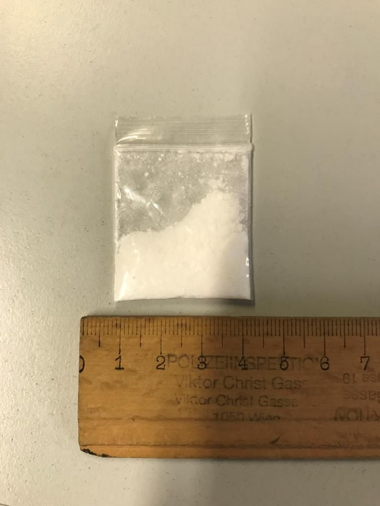 Bei dem Mann wurde ein Päckchen Kokain gefunden. Bei dem Mann wurde ein Päckchen Kokain gefunden.