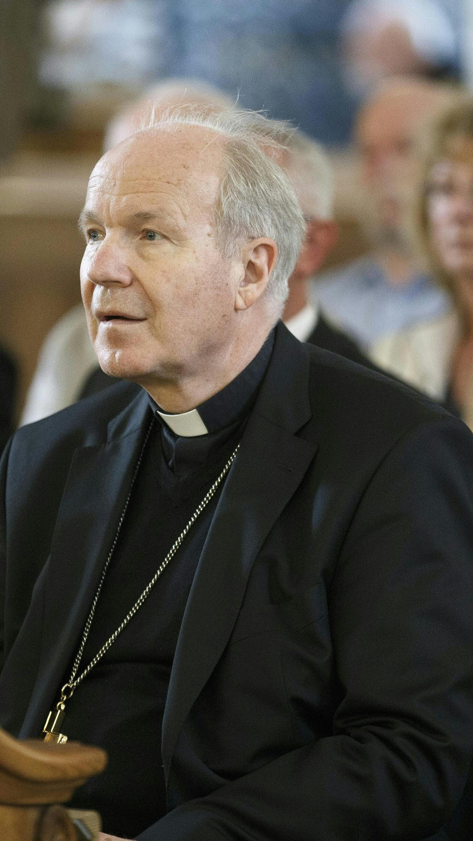 Die Erzdiözese Wien (im Bild Kardinal Schönborn) erwirtschaftete im letzten Jahr ein leichtes Plus.