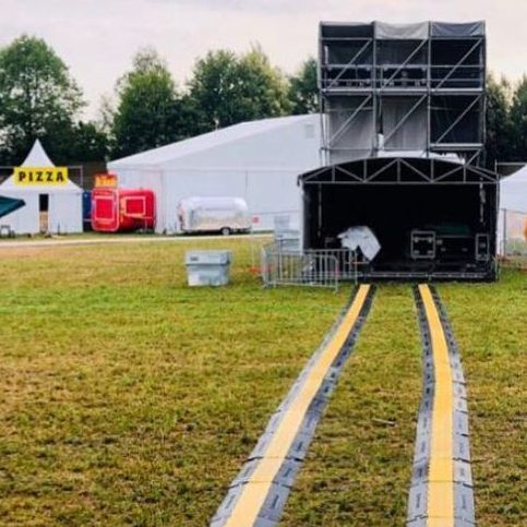 Es kann los gehe: Das Szene Openair Festival-Gelände erwartet seine ersten Besucher.