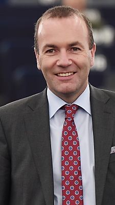 Weber stellt die "Monopolfrage"