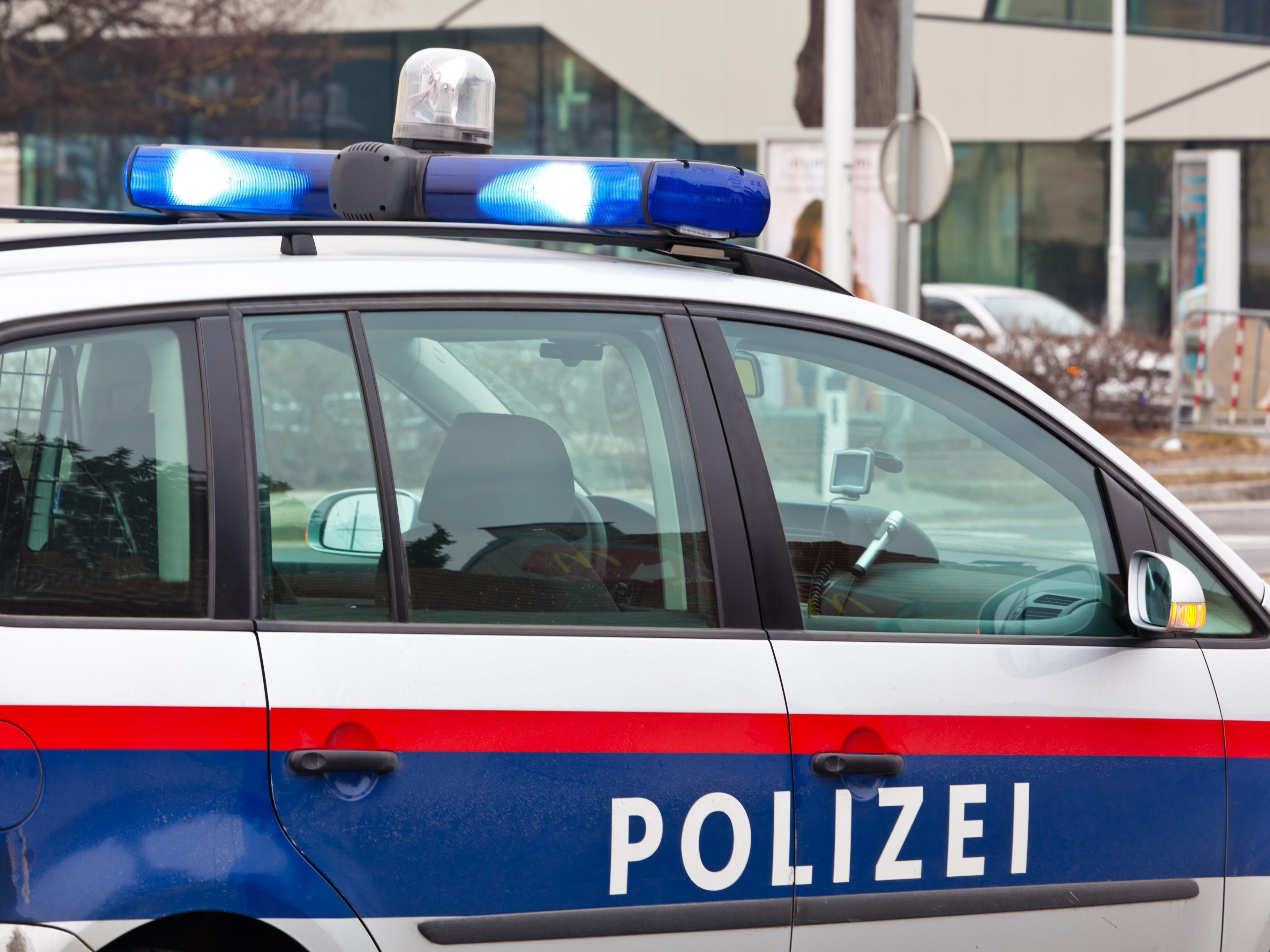 Wegen Demos kommt es zu Straßensperren in Wien. Wegen Demos kommt es zu Straßensperren in Wien.