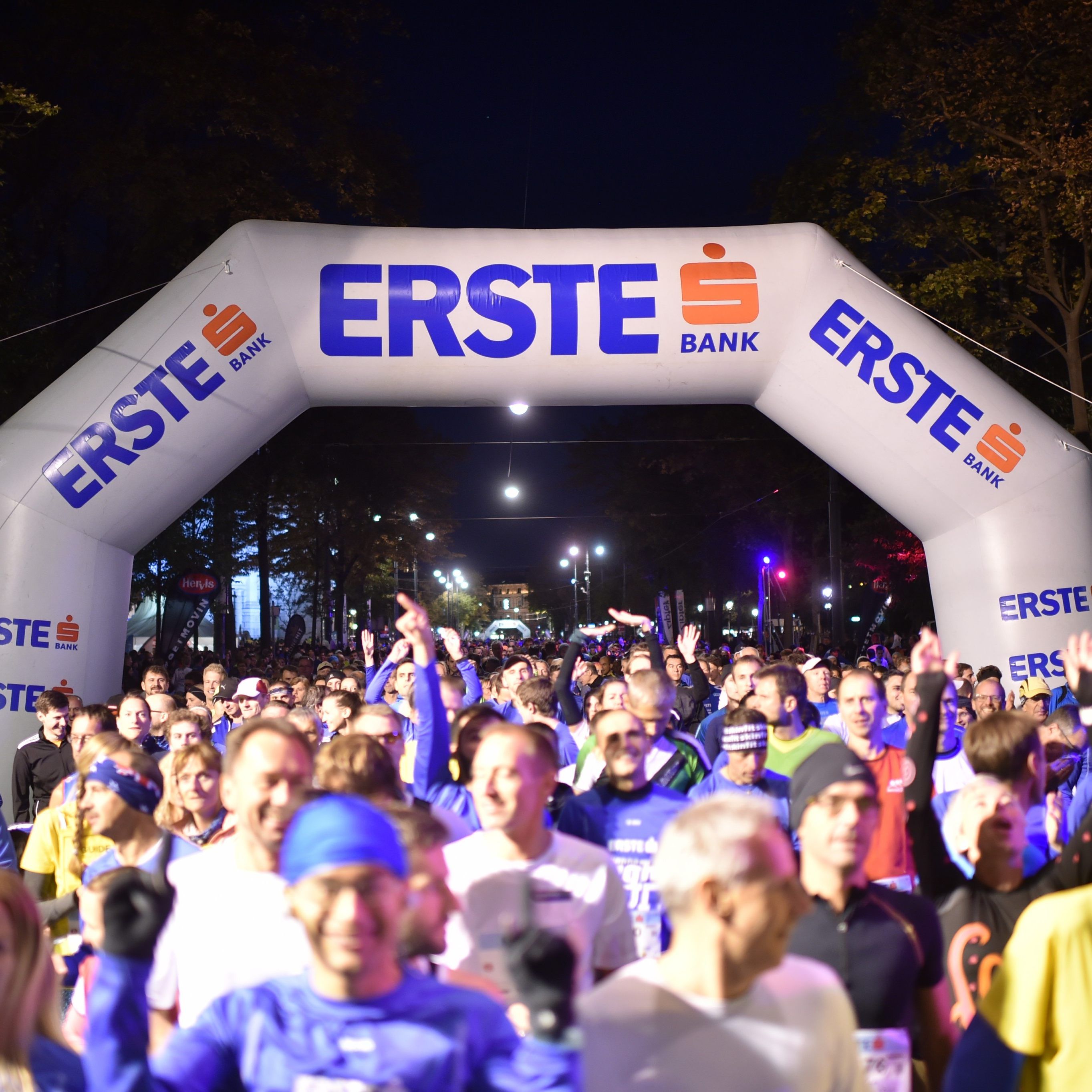 Der erste bank vienna night run erzielt im heurigen Jahr einen neuen Teilnehmerrekord.