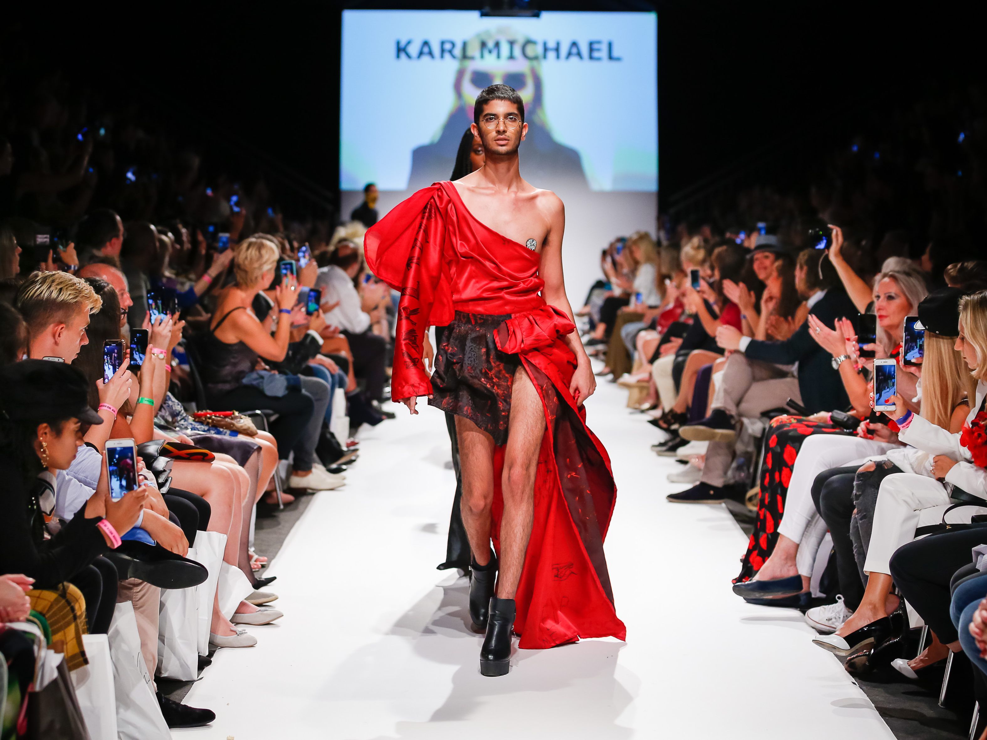 Karl Michael ist Karl Michael ist Karl Michael. Karl Michael ist Karl Michael ist Karl Michael.
