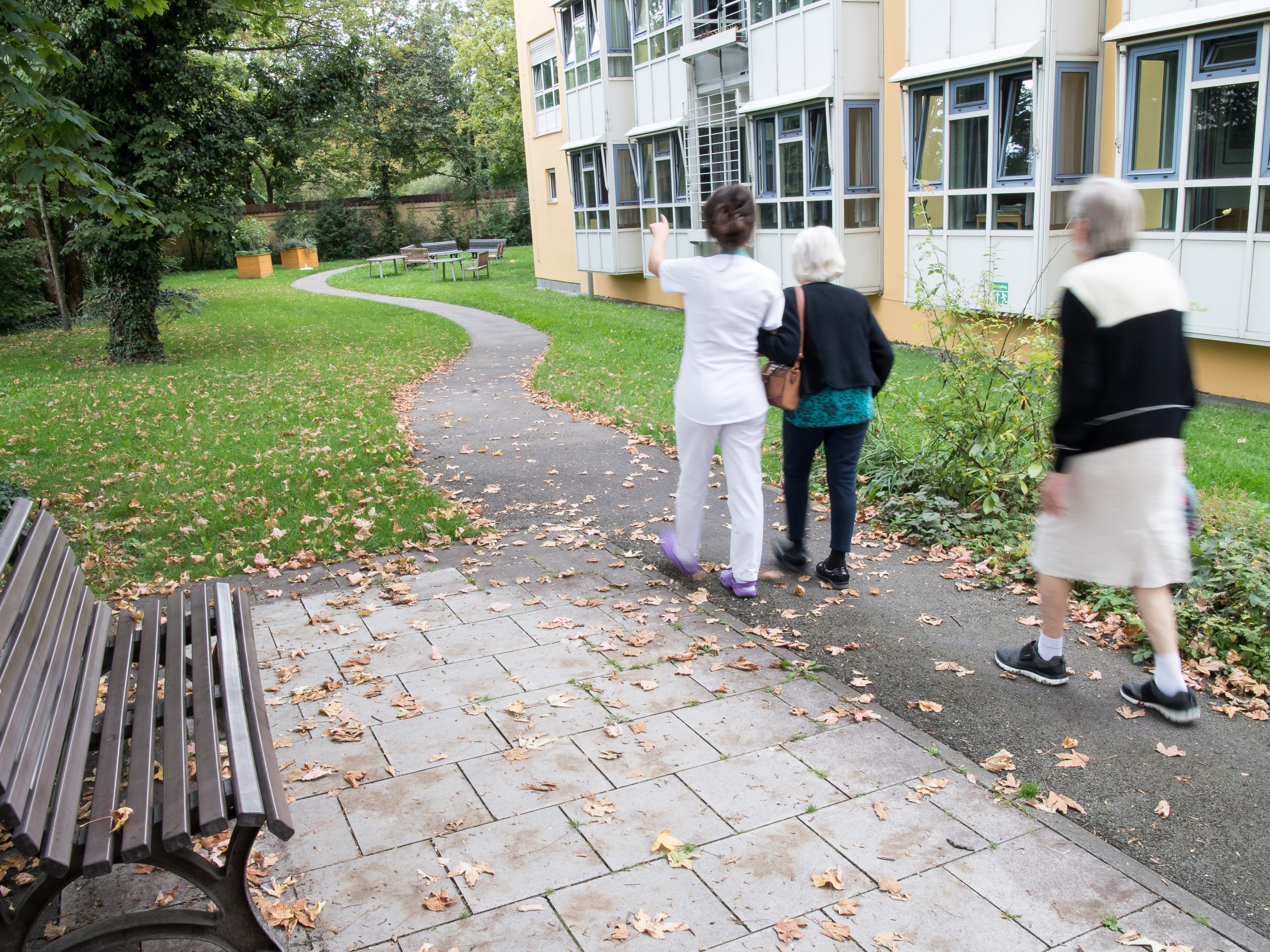 Der Großteil der Österreicher will bei Morbus Alzheimer zu Hause betreut werden.