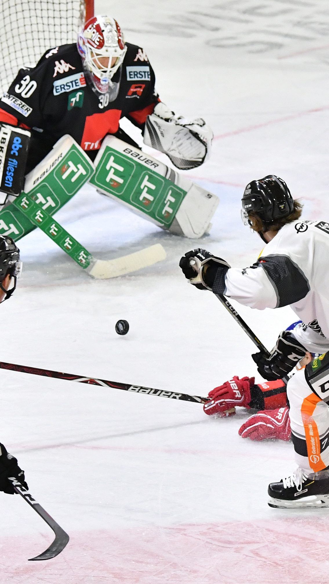Dornbirn uns Innsbruck lieferten sich ein spannendes Derby zum Saisonstart.