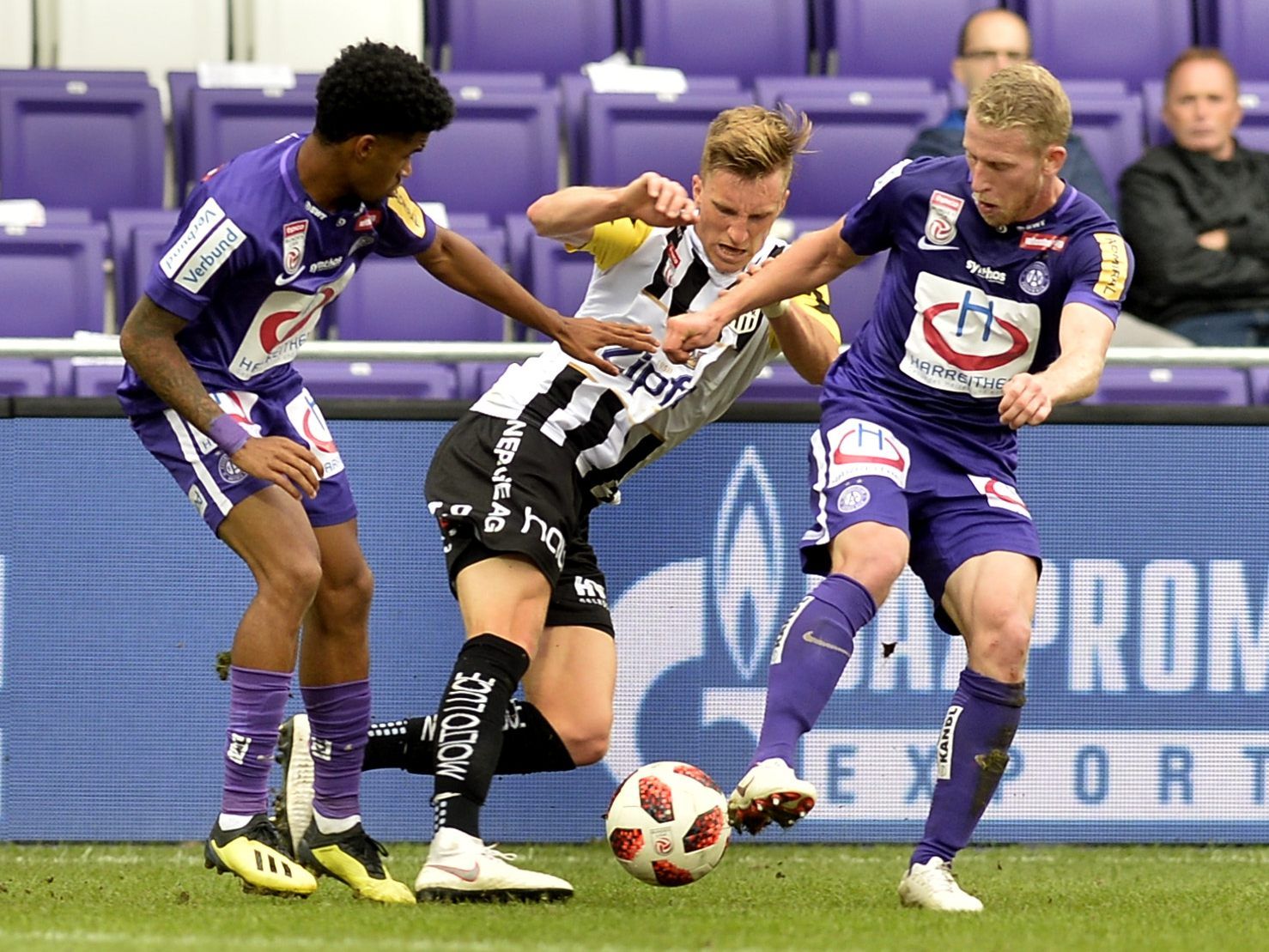 Nach dem 0:3 gegen den Lask will der FK Austria Wien gegen Sturm Graz die erste Heimpleite vergessen.