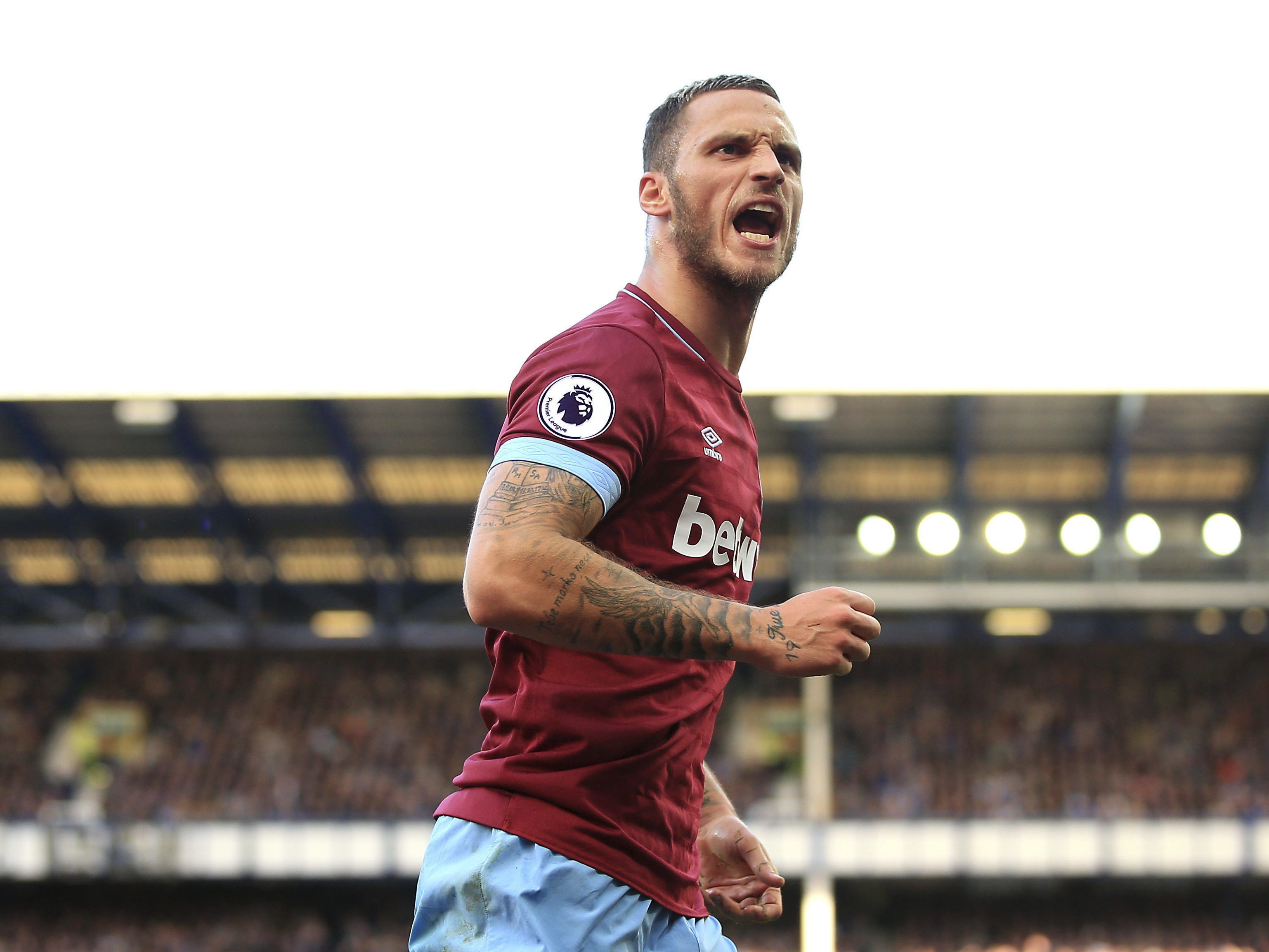 West Hams Arnautovic ist für das Spiel gegen Chelsea fraglich.