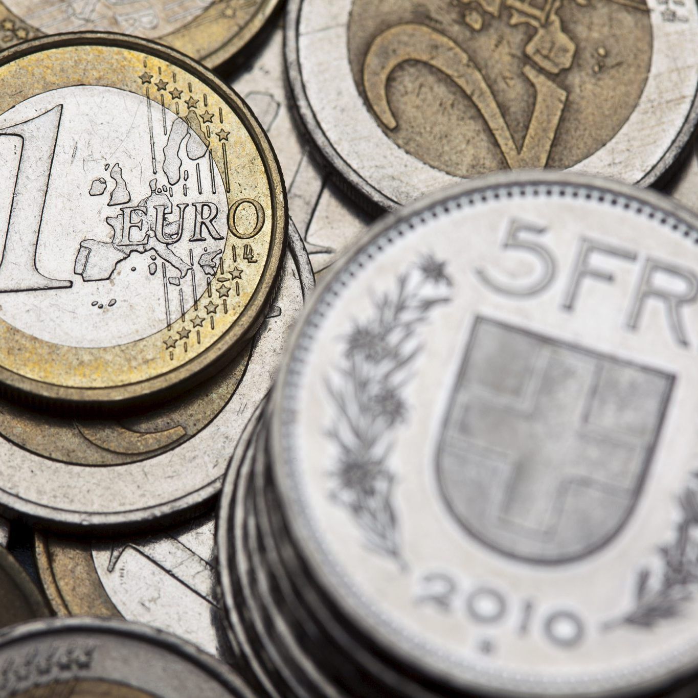 Franken ist "hoch bewertet", Lage am Devisenmarkt fragil.