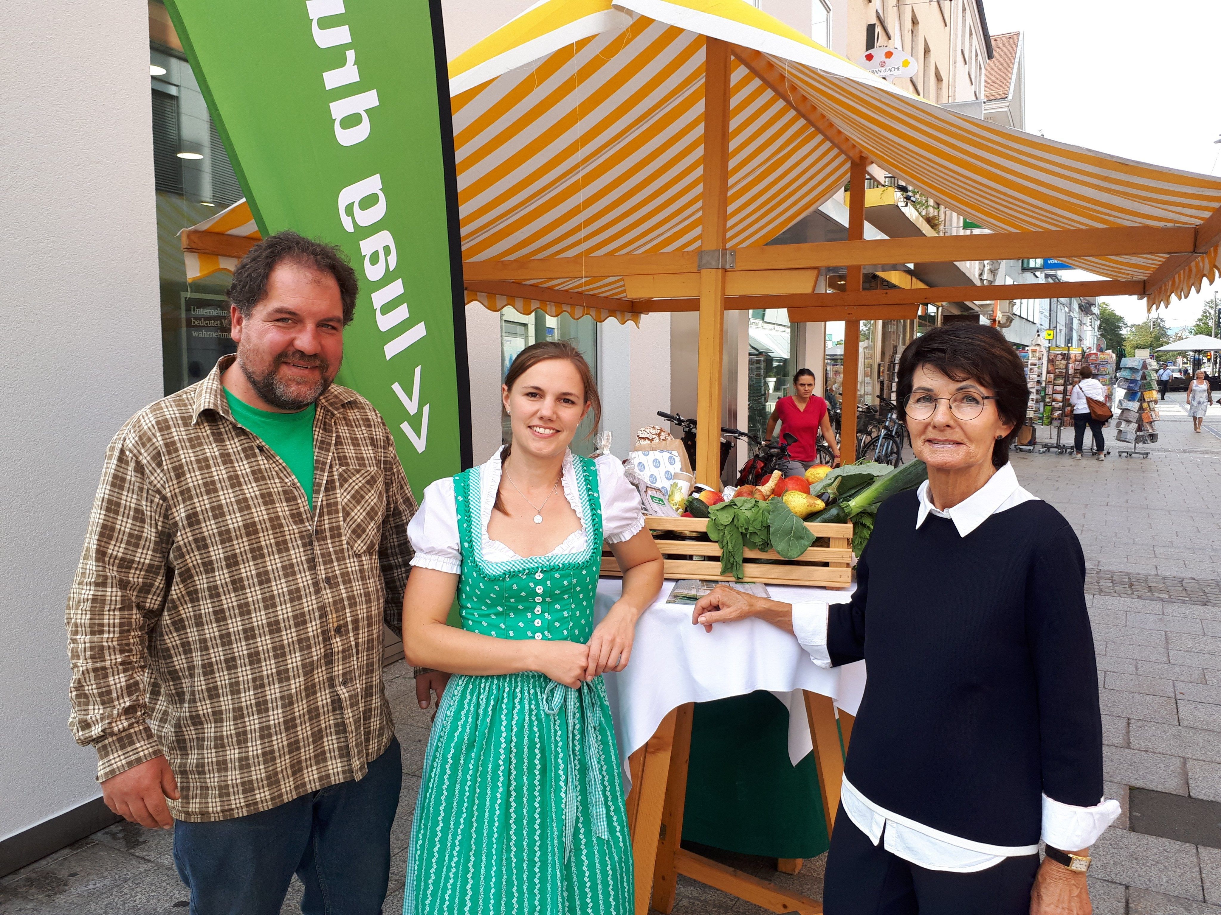 Marktfahrer Mathias Stoppl, Aberer Simone, Inge Sulzer