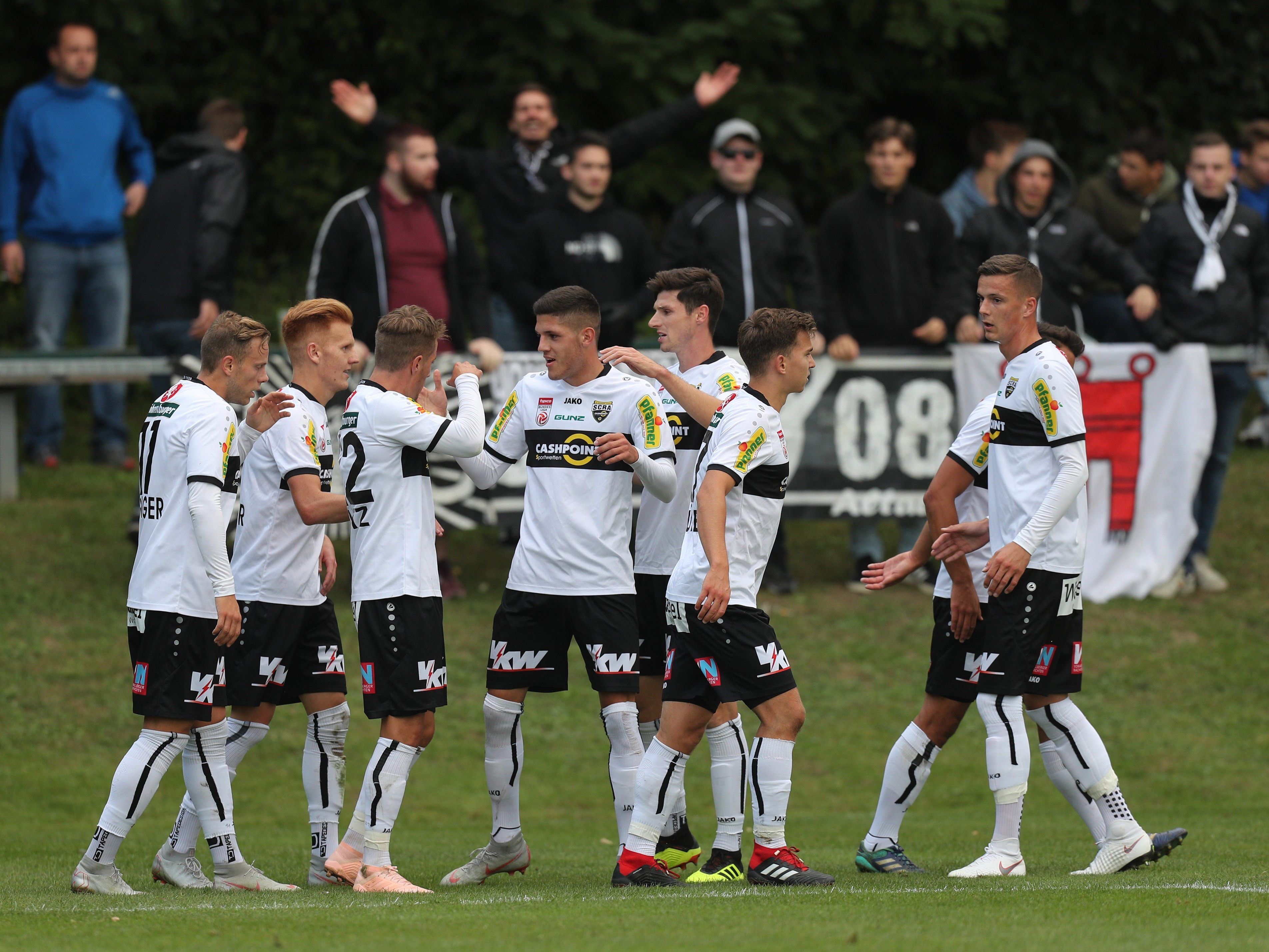 Altach setzt sich gegen Leobendorf durch. Altach setzt sich gegen Leobendorf durch.