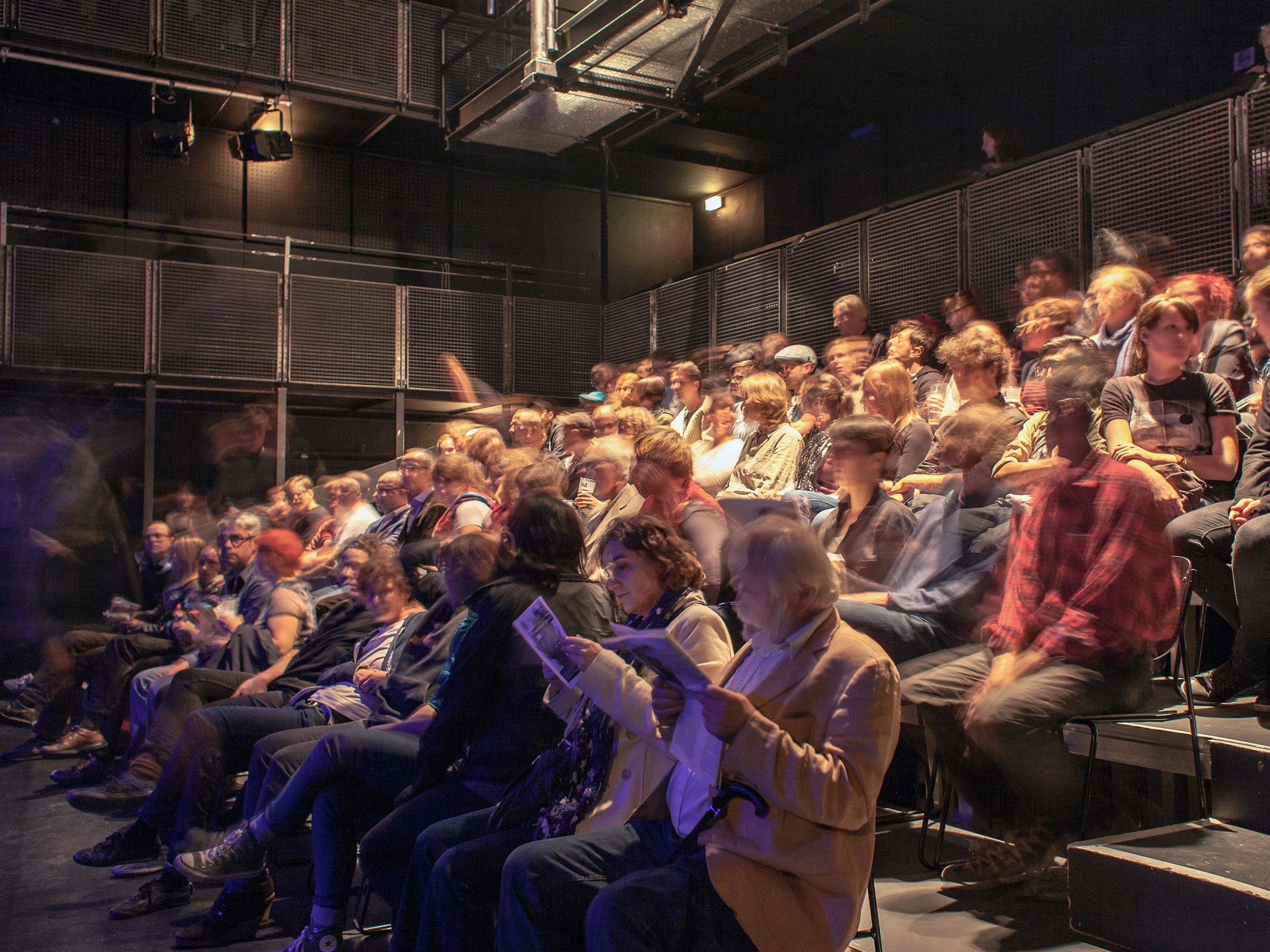 An mehreren Spielstätten zeigt das brut Wien wieder ein tolles Programm.