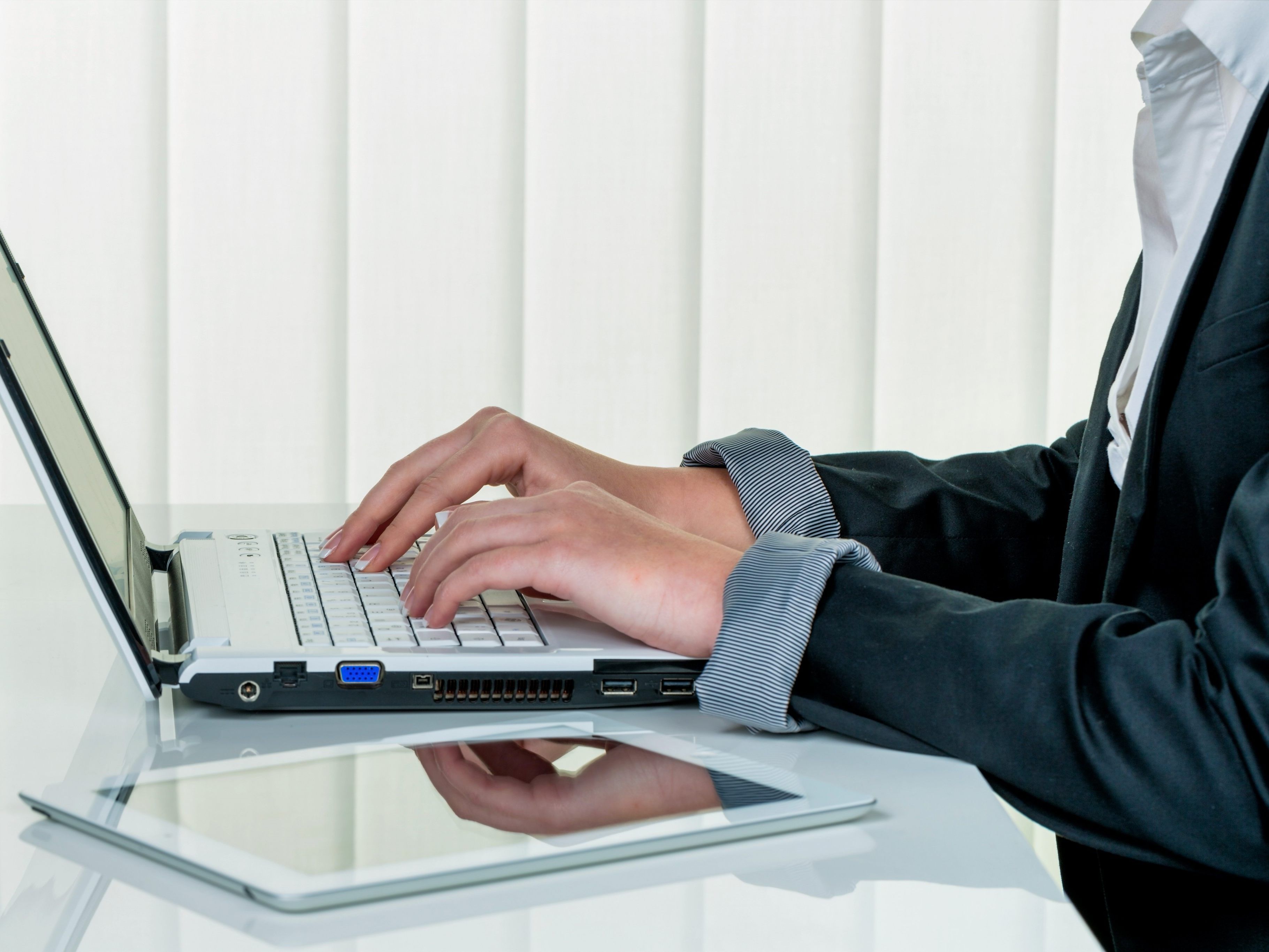 / Regierungsorganisationen im Visier / Regierungsorganisationen im Visier