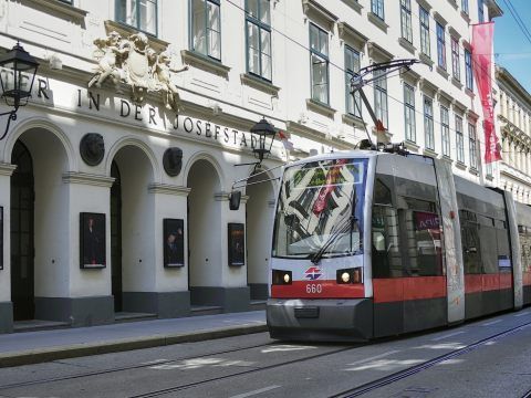 Die Straßenbahnlinie 2 kann wieder ungestört verkehren. Die Straßenbahnlinie 2 kann wieder ungestört verkehren.