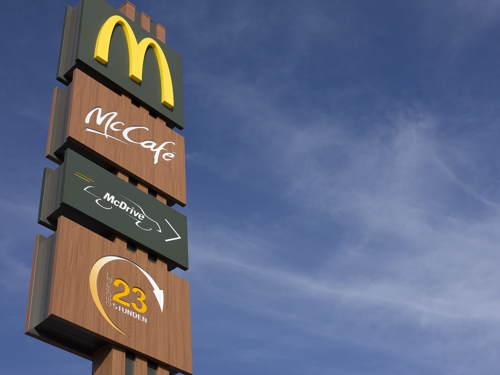 In einer McDonald's-Filiale am Wiener Gürtel kam es zu der Messerstecherei.