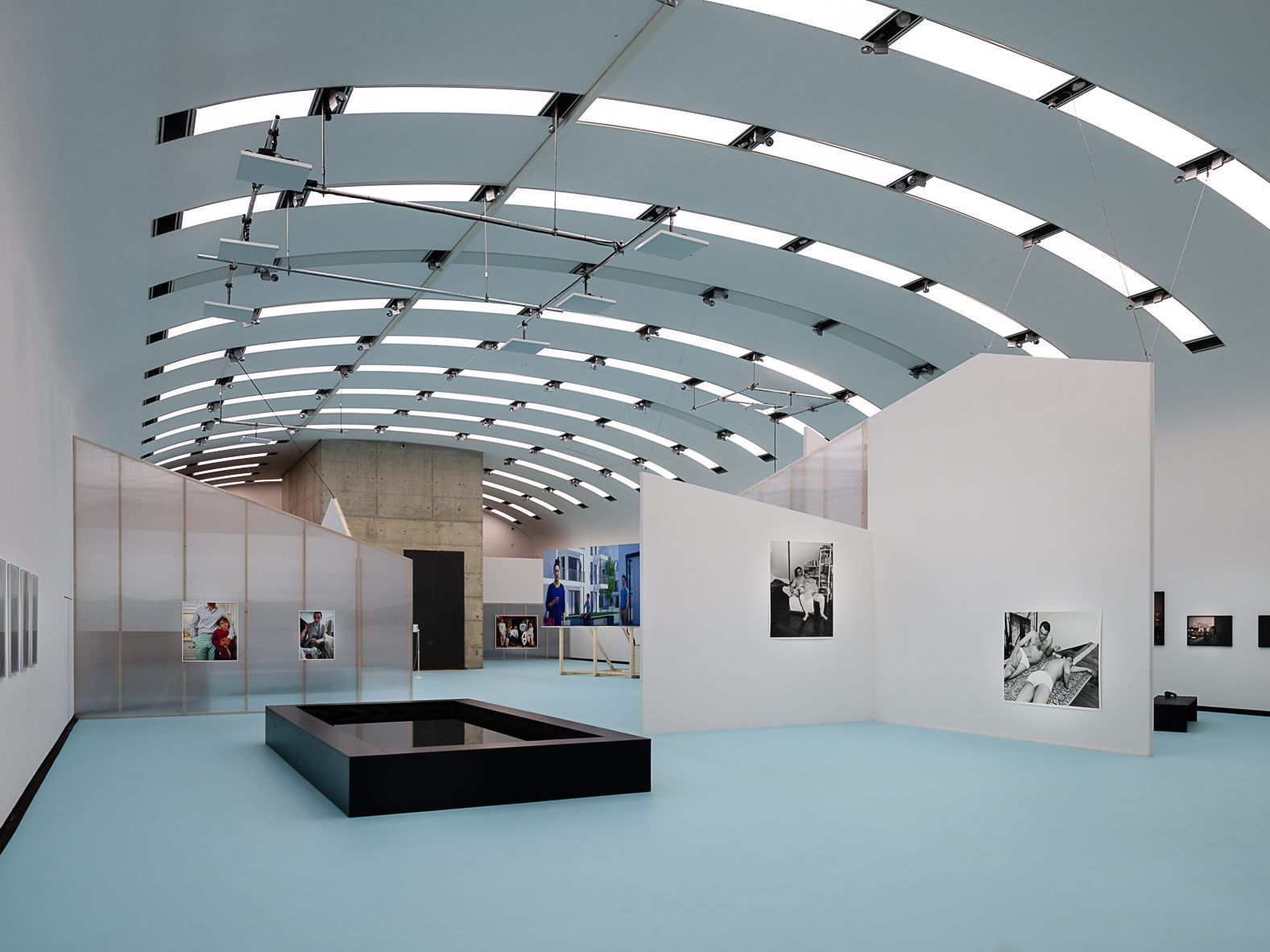 Die Ausstellung "Antarktika" dreht sich um das Thema Entfremdung.