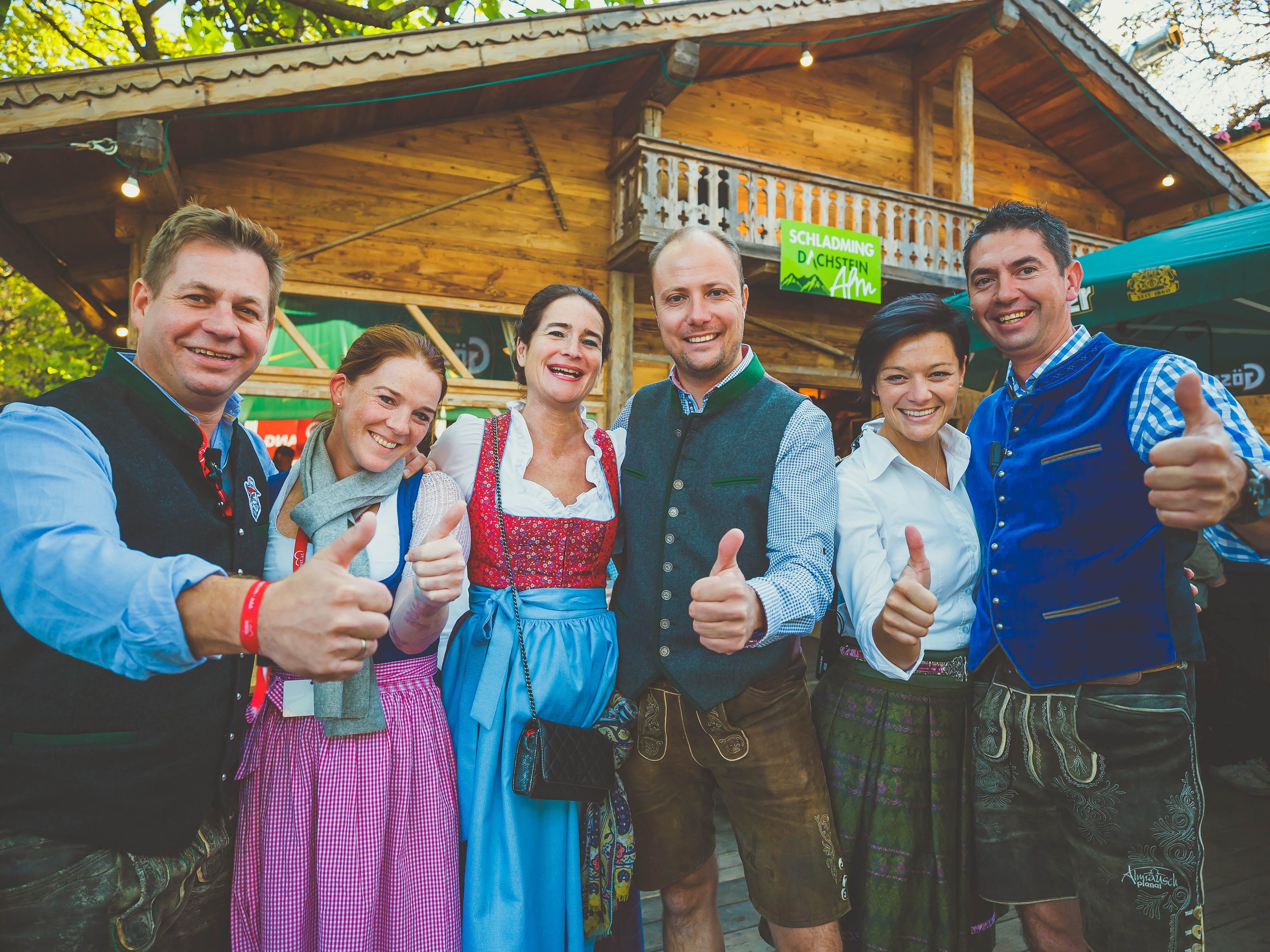 Die steirische Gemütlichkeit in der Schladming-Dachstein Alm kam bei den Gästen auf der Wiener WIESN gut an.