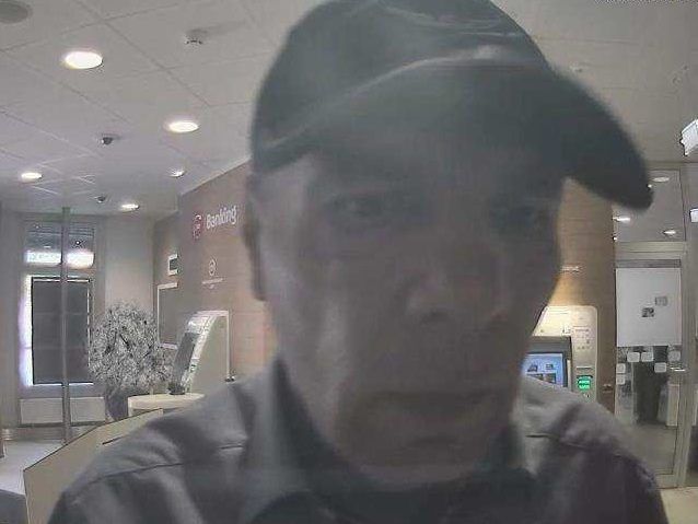 Wer kennt diesen Mann?