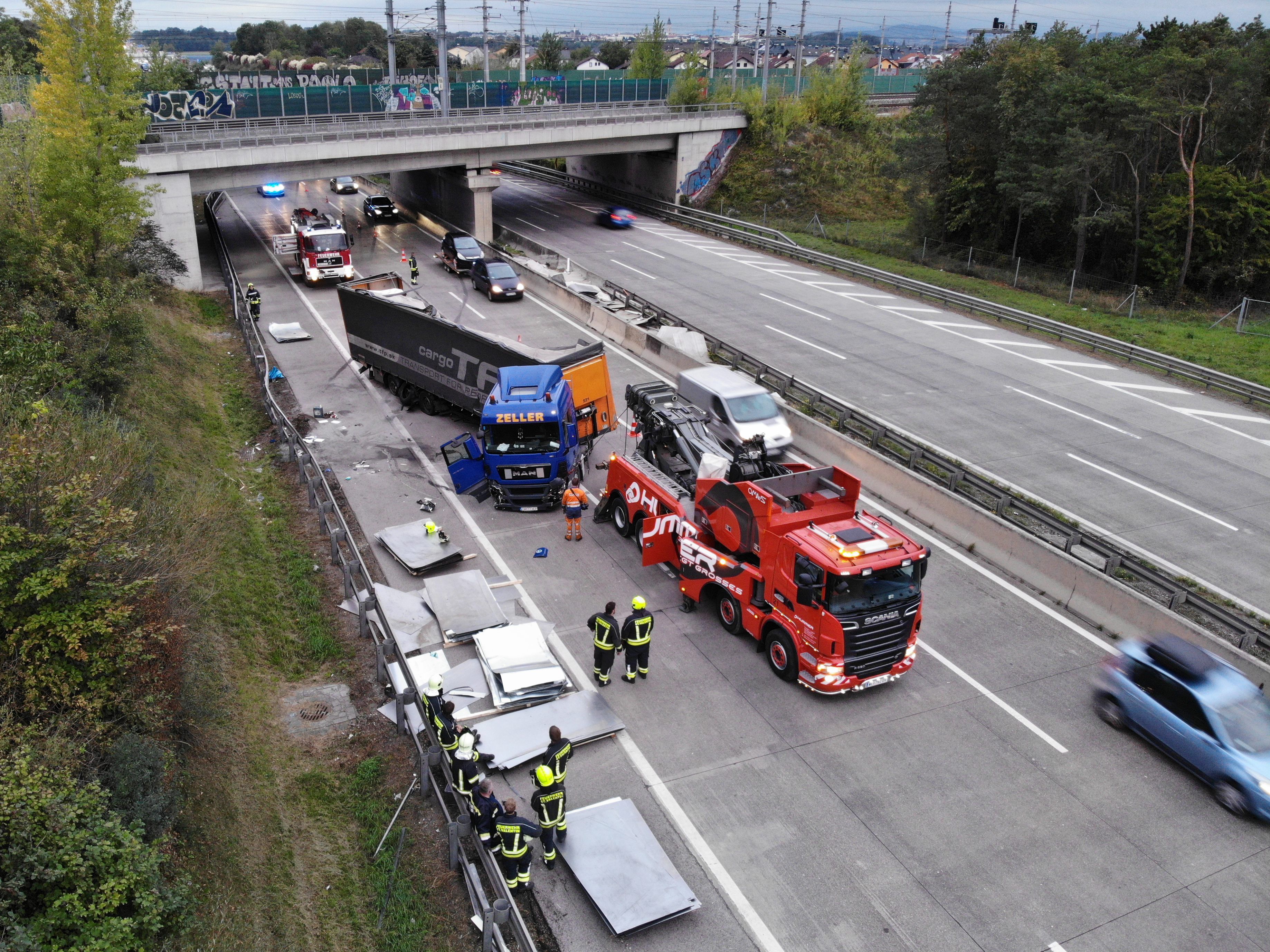 Der Unfall wurde von einem alkoholisierten Lkw-Lenker verursacht.