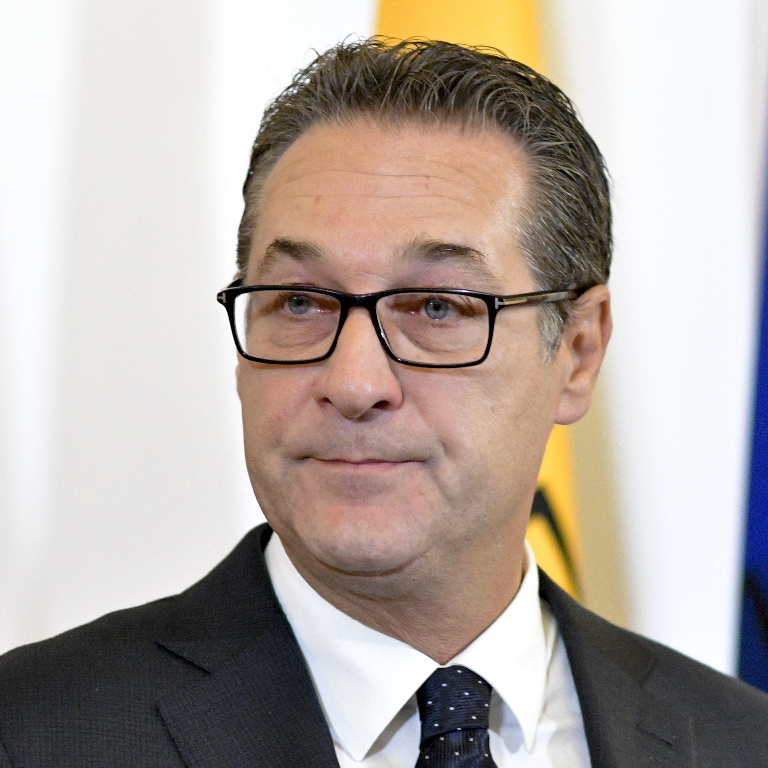 Auf Facebook gab Strache den Verlust bekannt.