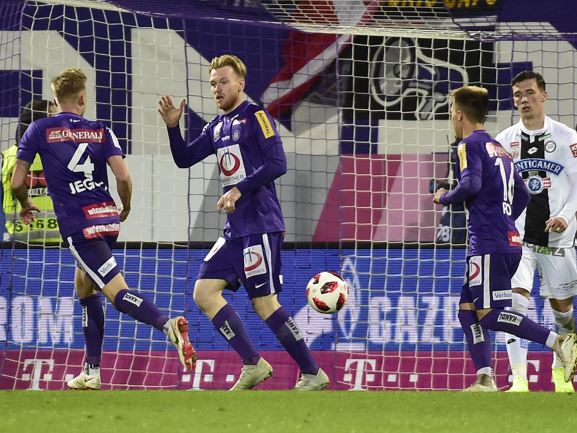 Für Sportdirektor Ralf Muhr erzielten die Austria Wien zu wenige Tore.