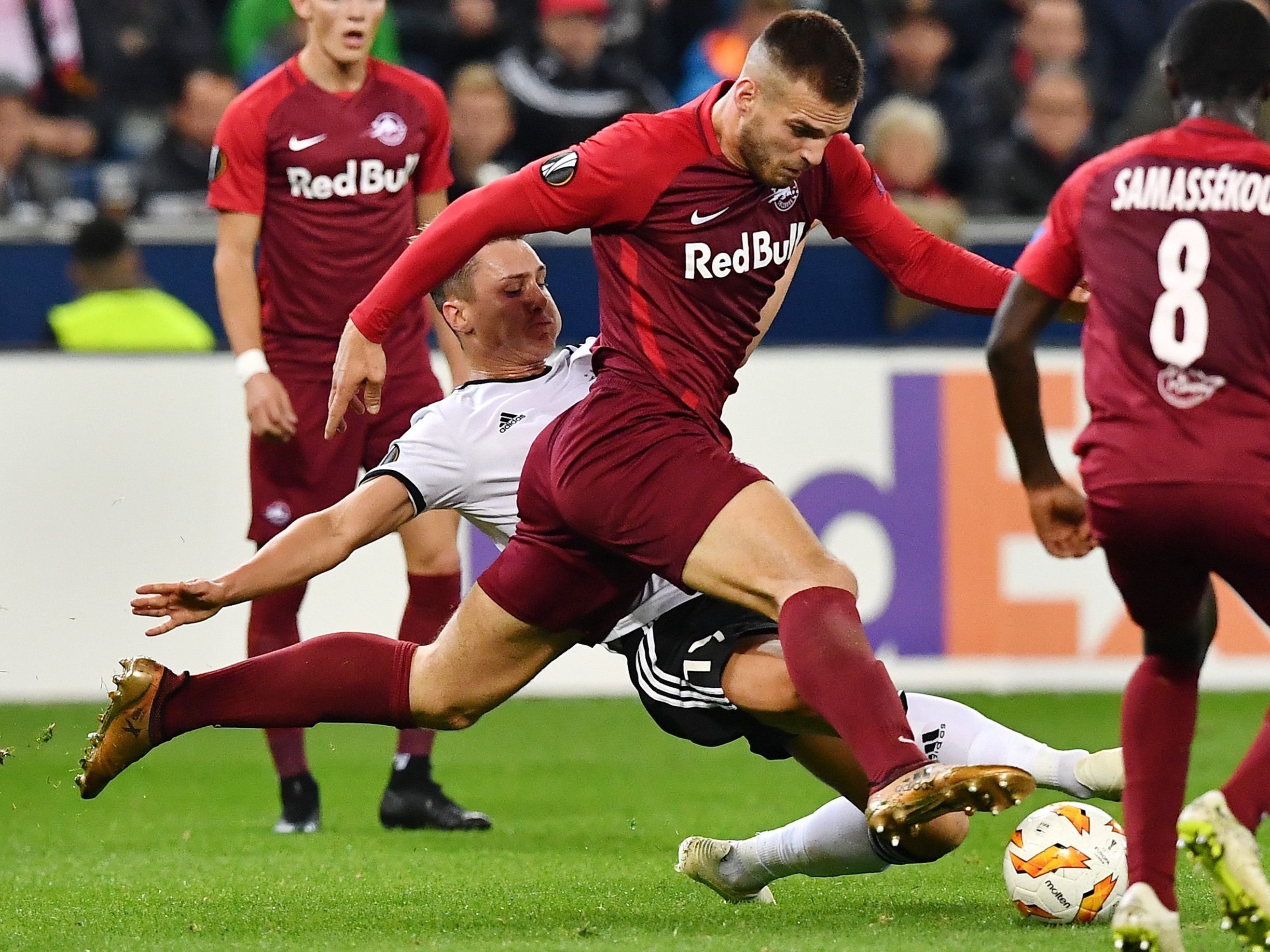 RB Salzburg besiegt Rosenborg Trondheim mit 3:0.