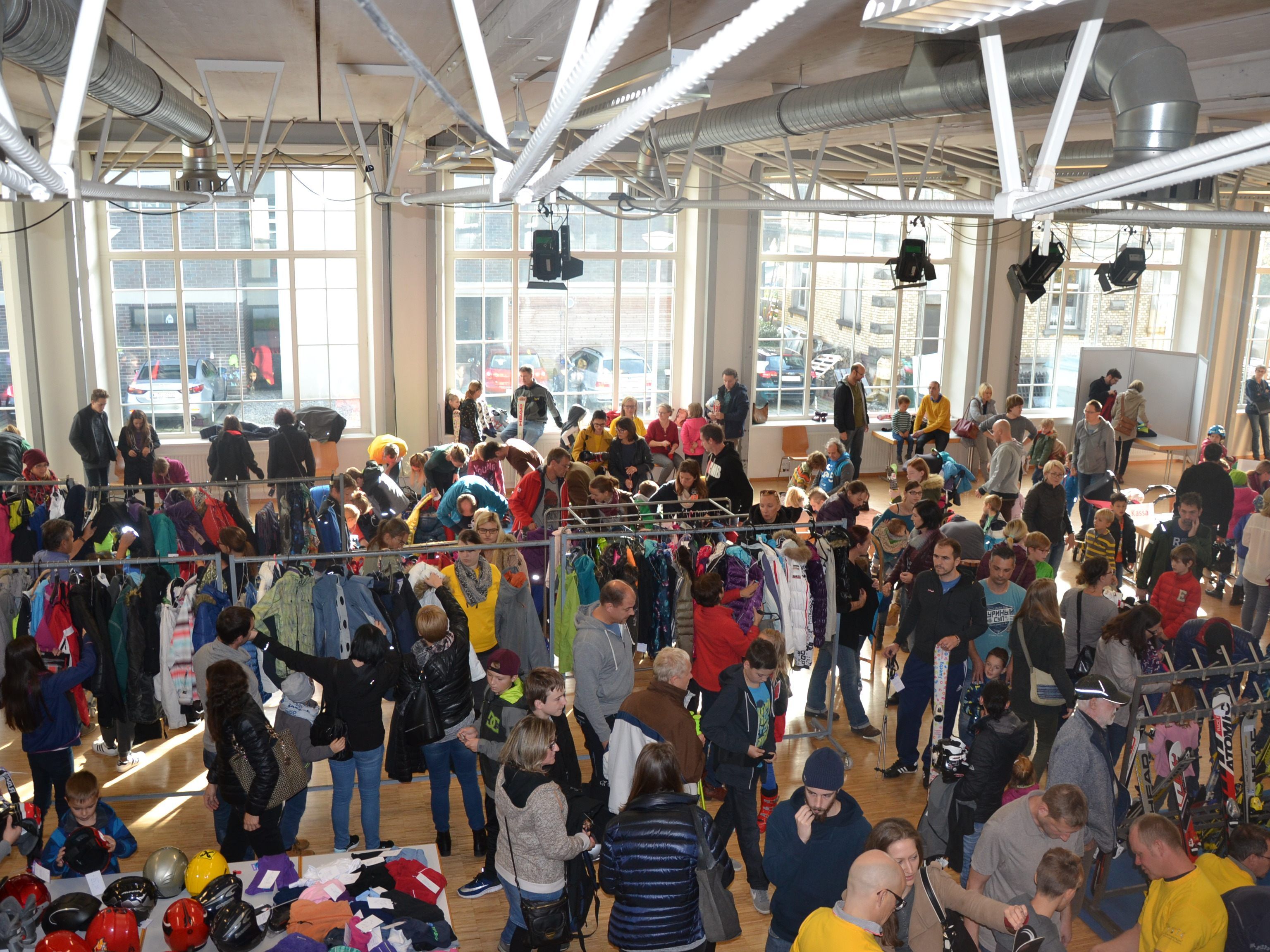 Wintersportartikelbörse in Rankweil.