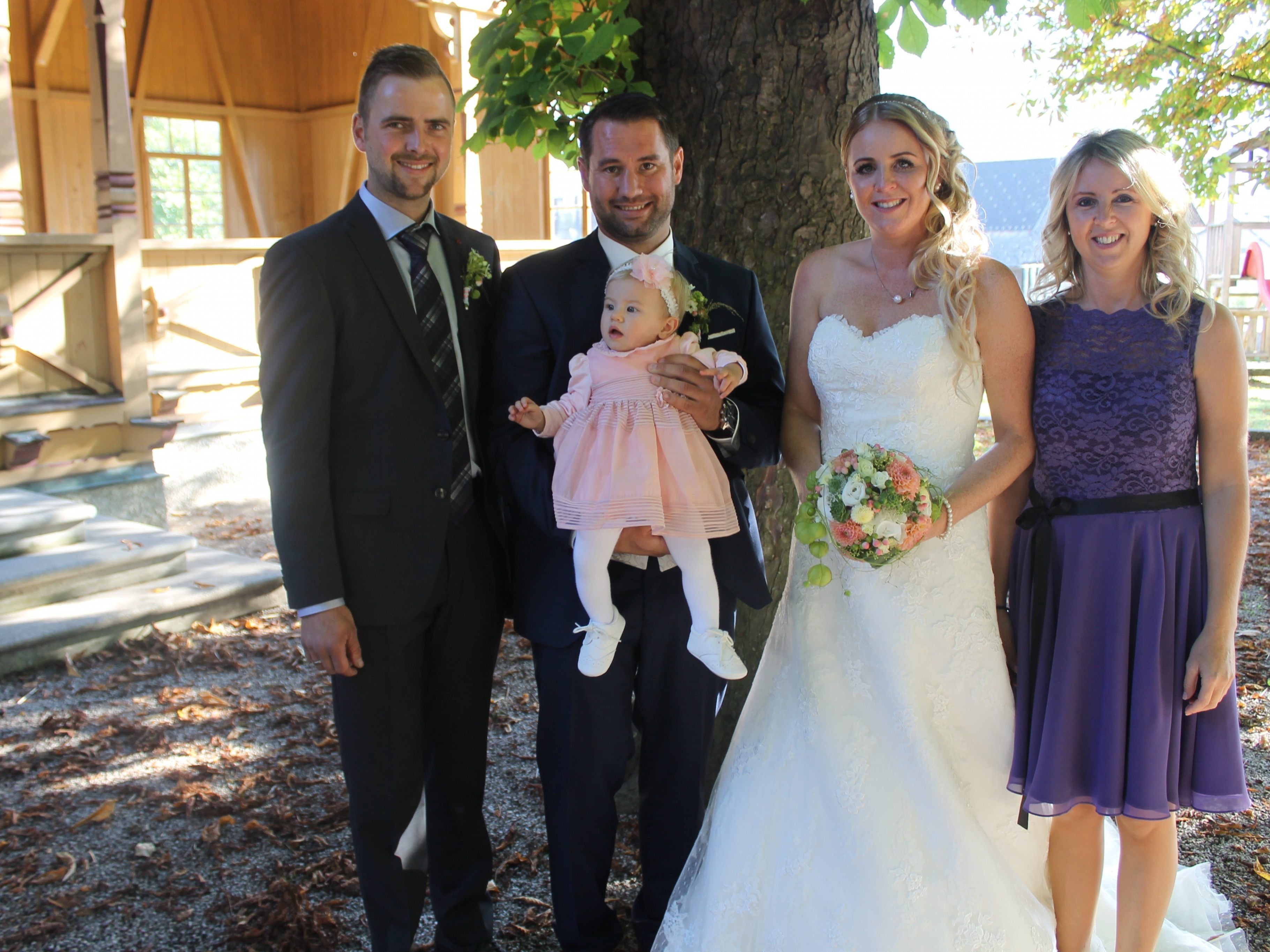 Julia Schiefer und Johannes Amann haben geheiratet Julia Schiefer und Johannes Amann haben geheiratet