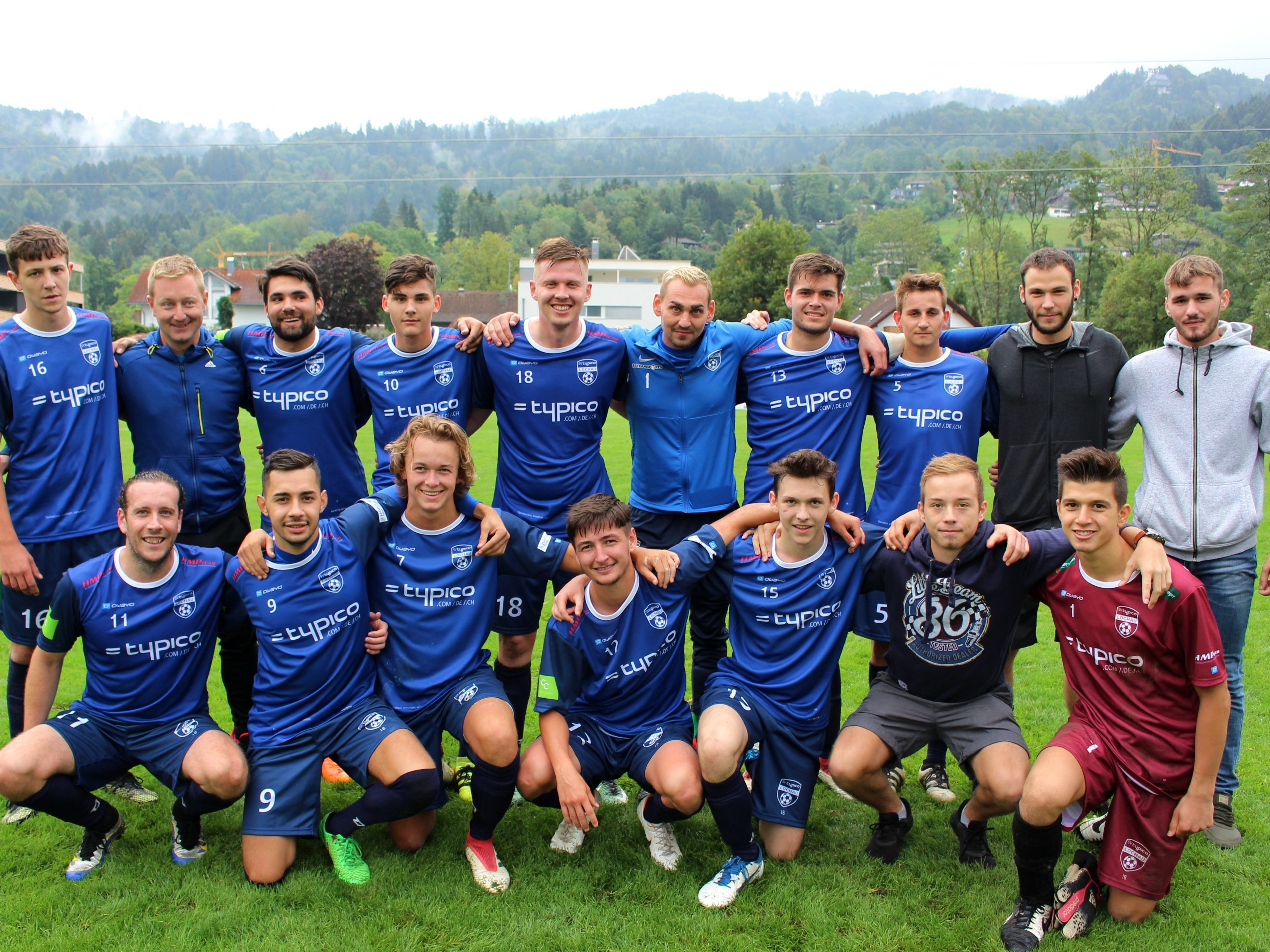 Am Samstag, 6. Oktober, spielt das 1b-Team des SV typico Lochau im Stadion Hoferfeld gegen den FC Krumbach. Spielbeginn ist um 16 Uhr. Am Samstag, 6. Oktober, spielt das 1b-Team des SV typico Lochau im Stadion Hoferfeld gegen den FC Krumbach. Spielbeginn ist um 16 Uhr.