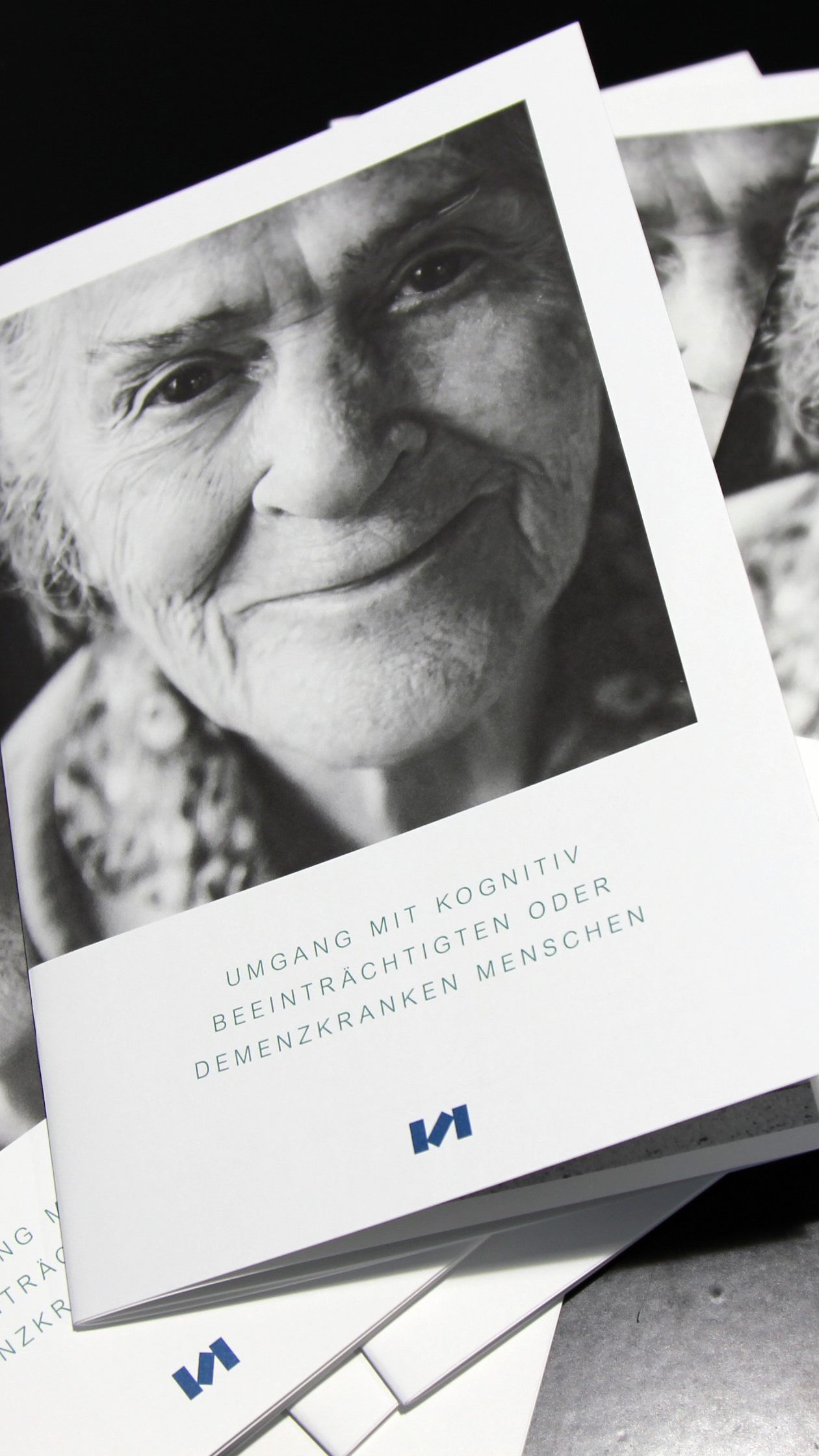 Maßnahmen für kognitiv beeinträchtige oder demenzkranke Menschen im Akutspital