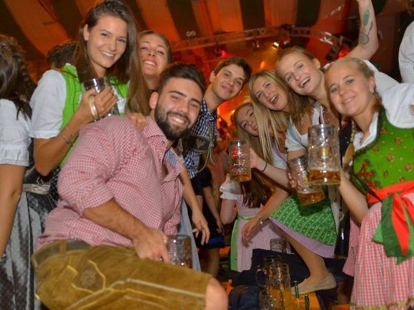 Die Wiener WIESN 2018 konnte sich über einen Besucherrekord freuen. Die Wiener WIESN 2018 konnte sich über einen Besucherrekord freuen.
