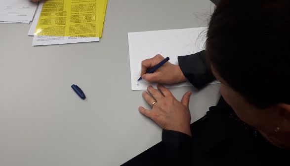Fatma B. wandte sich nach ihrer Kündigung an die Arbeiterkammer Wien. Fatma B. wandte sich nach ihrer Kündigung an die Arbeiterkammer Wien.