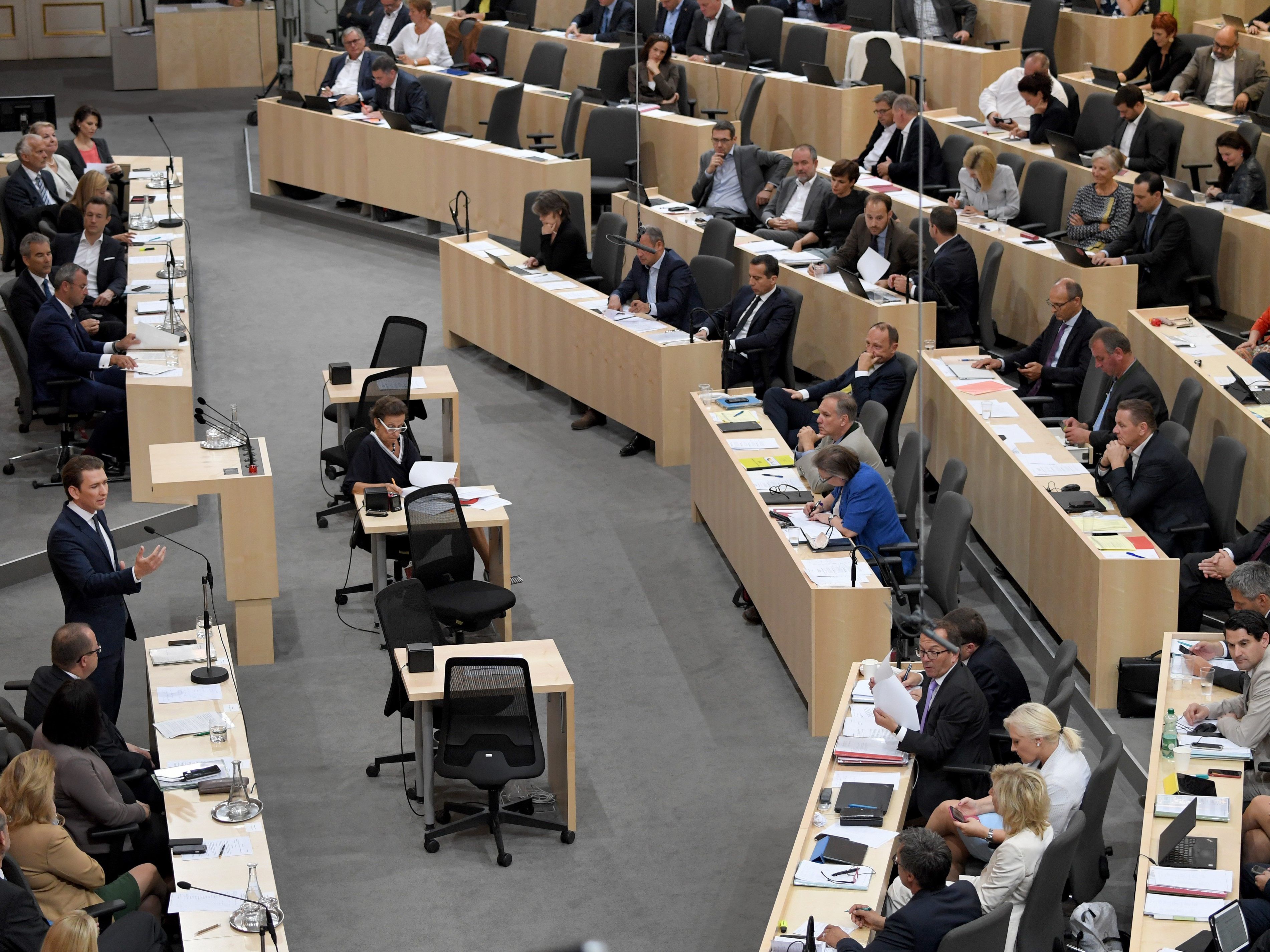 Am Montag sollen im Nationalrat weitere Gesetze beschlossen werden. Am Montag sollen im Nationalrat weitere Gesetze beschlossen werden.