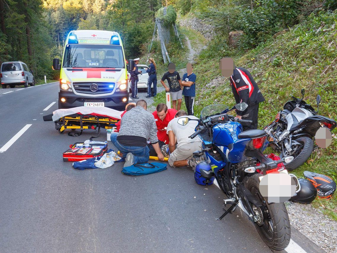 Die 18-Jährige wurde unbestimmten Grades verletzt. Die 18-Jährige wurde unbestimmten Grades verletzt.