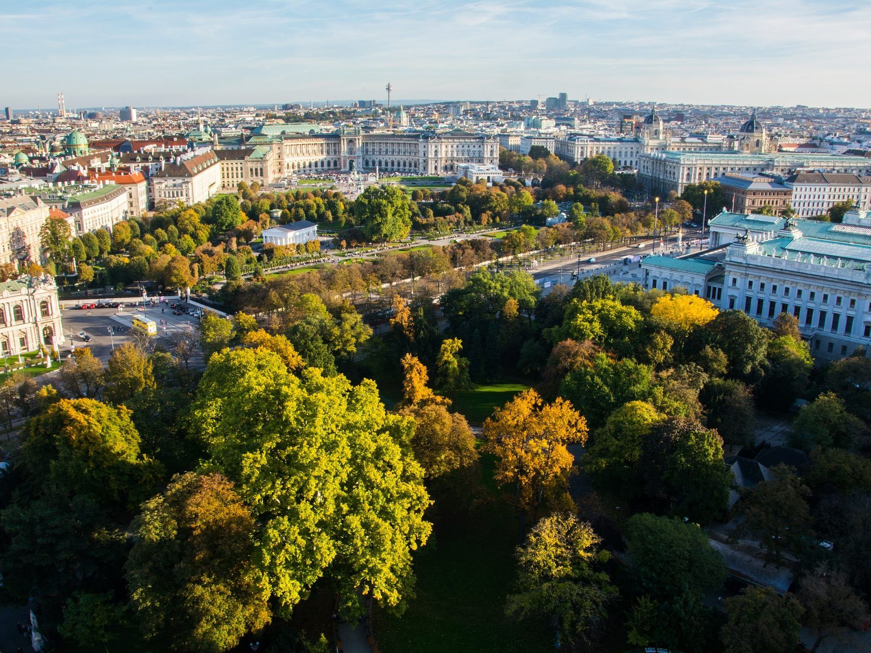 Die Sonne machte in Wien Überstunden.