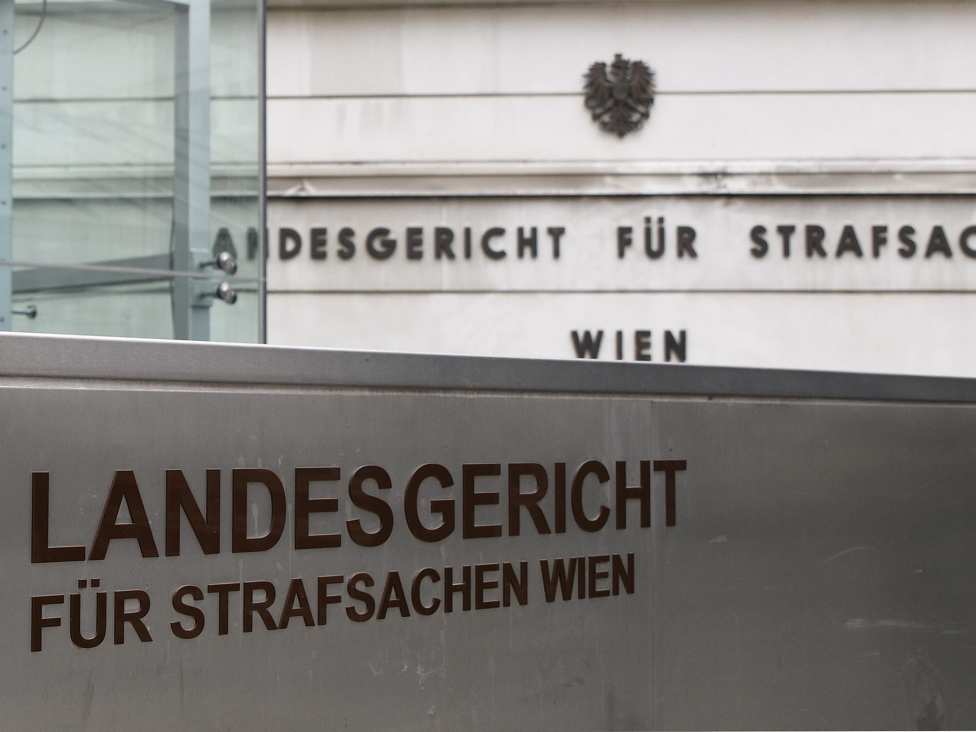 Ein 18-Jähriger wurde heute am Wiener Landesgericht freigesprochen. Ein 18-Jähriger wurde heute am Wiener Landesgericht freigesprochen.