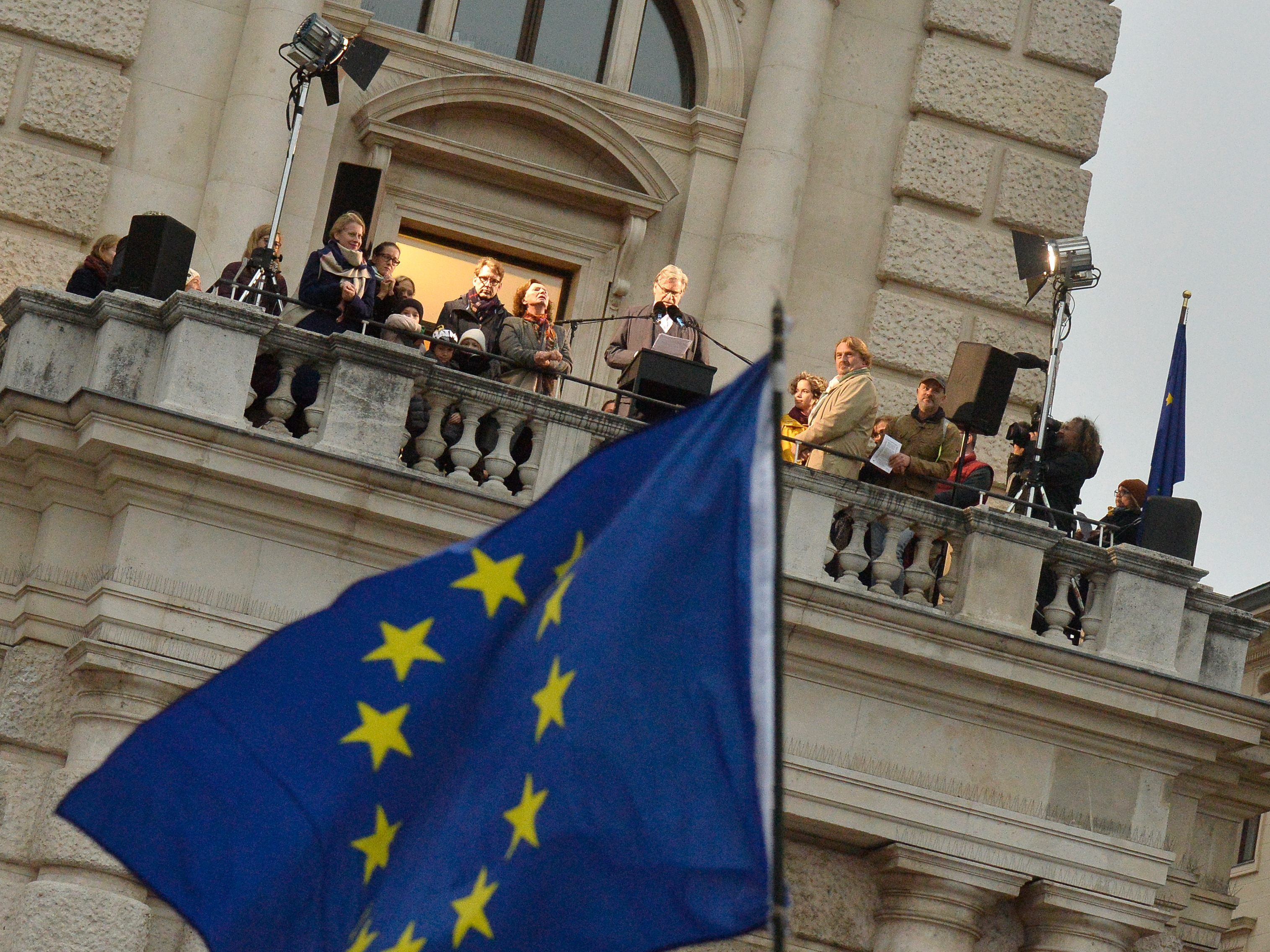 In ganz Europa wurde die Europäische Republik ausgerufen.