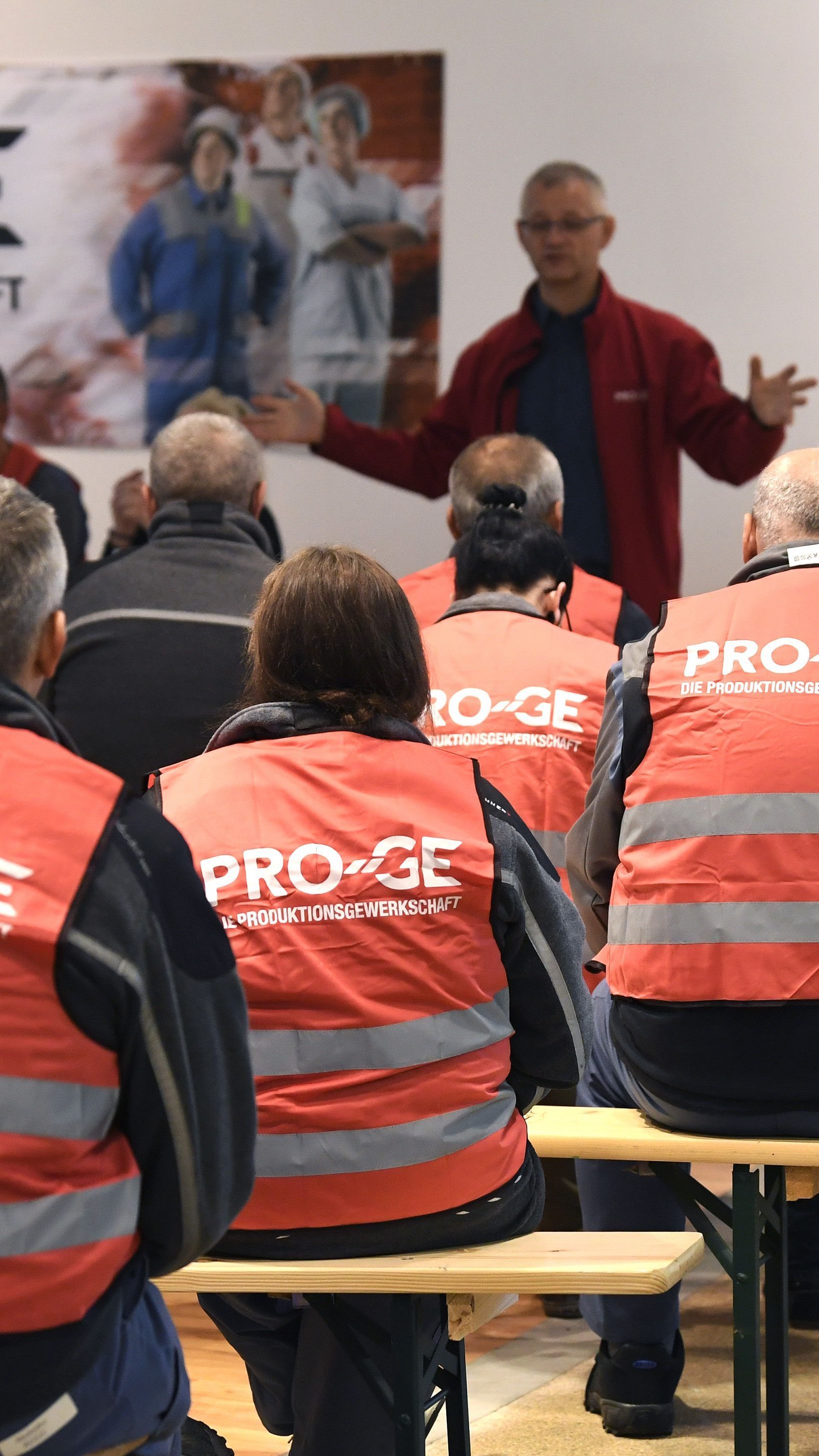 Die Gewerkschaften drohen mit einem "echten" Streik.