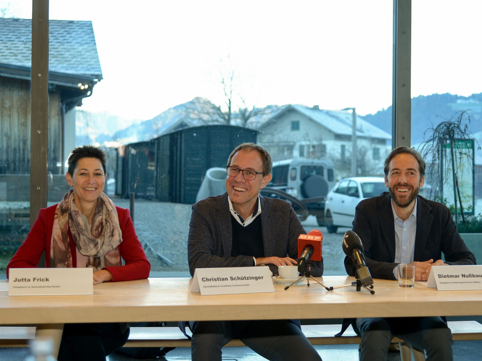 Jutta Frick, Christian Schützinger und Dietmar Nußbaumer beim Pressegespräch vor dem Symposion.