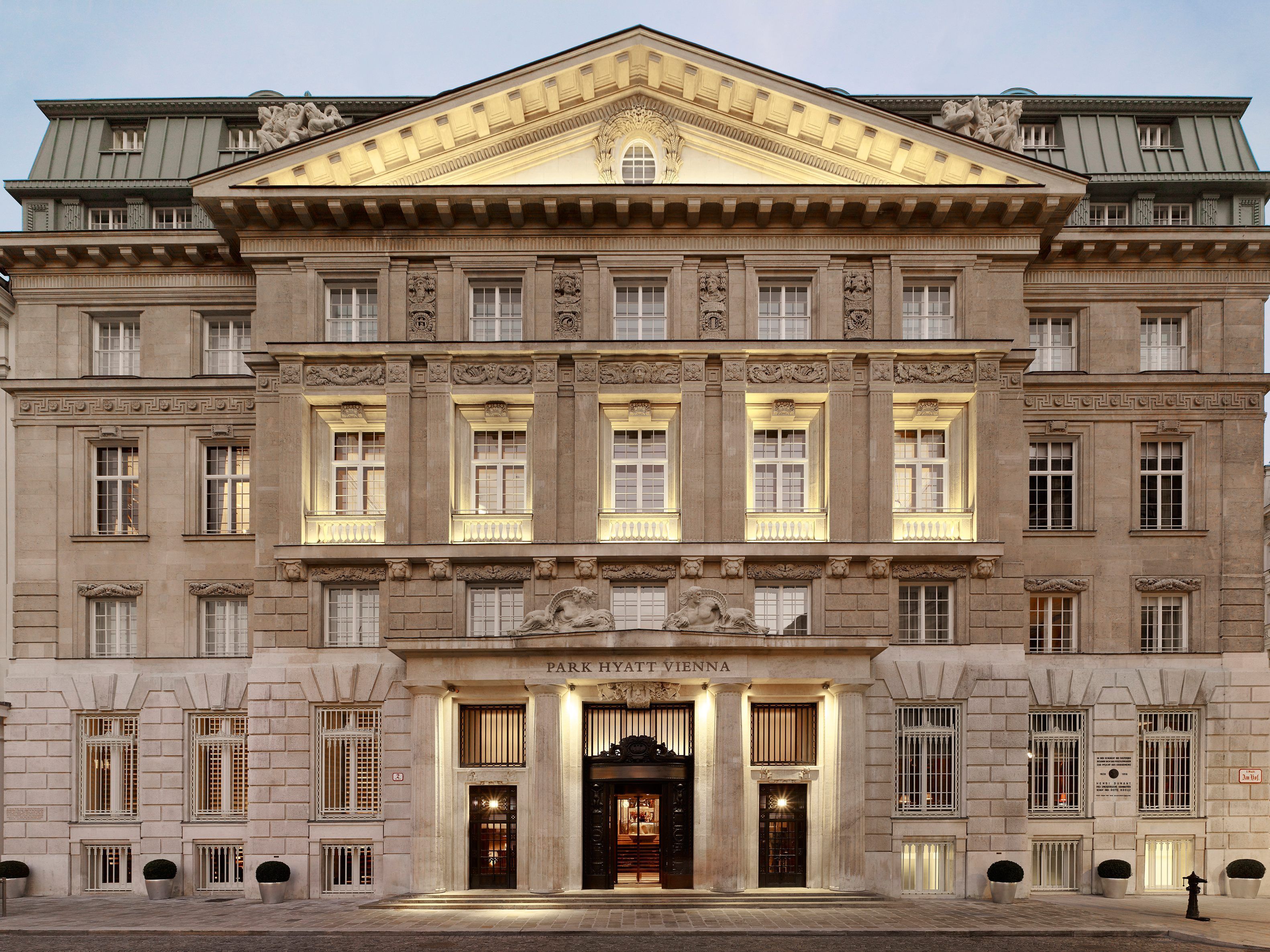 Der "Am Hof Wintergarten" steigt auf der Terrasse des Park Hyatt Vienna. Der "Am Hof Wintergarten" steigt auf der Terrasse des Park Hyatt Vienna.