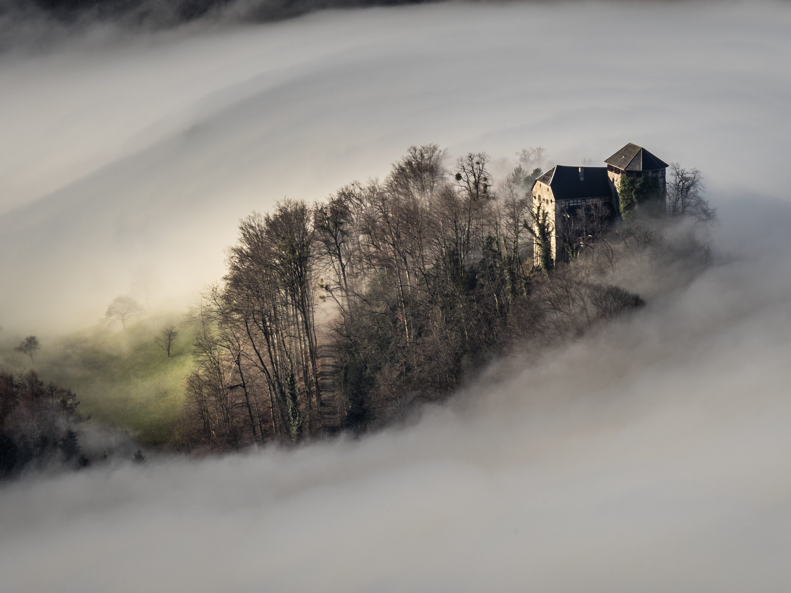 Mystische Geschichten aus dem Ländle auf Antenne Vorarlberg.