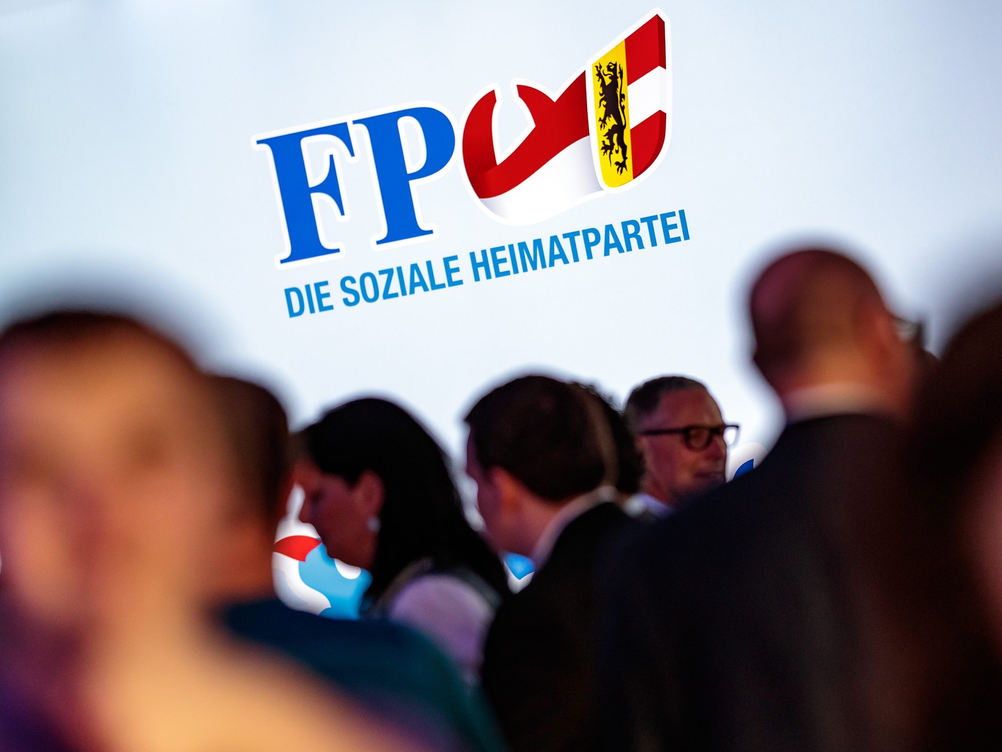 Die FPÖ Burgenland schickt Josef Graf in den EU-Wahlkampf. Die FPÖ Burgenland schickt Josef Graf in den EU-Wahlkampf.
